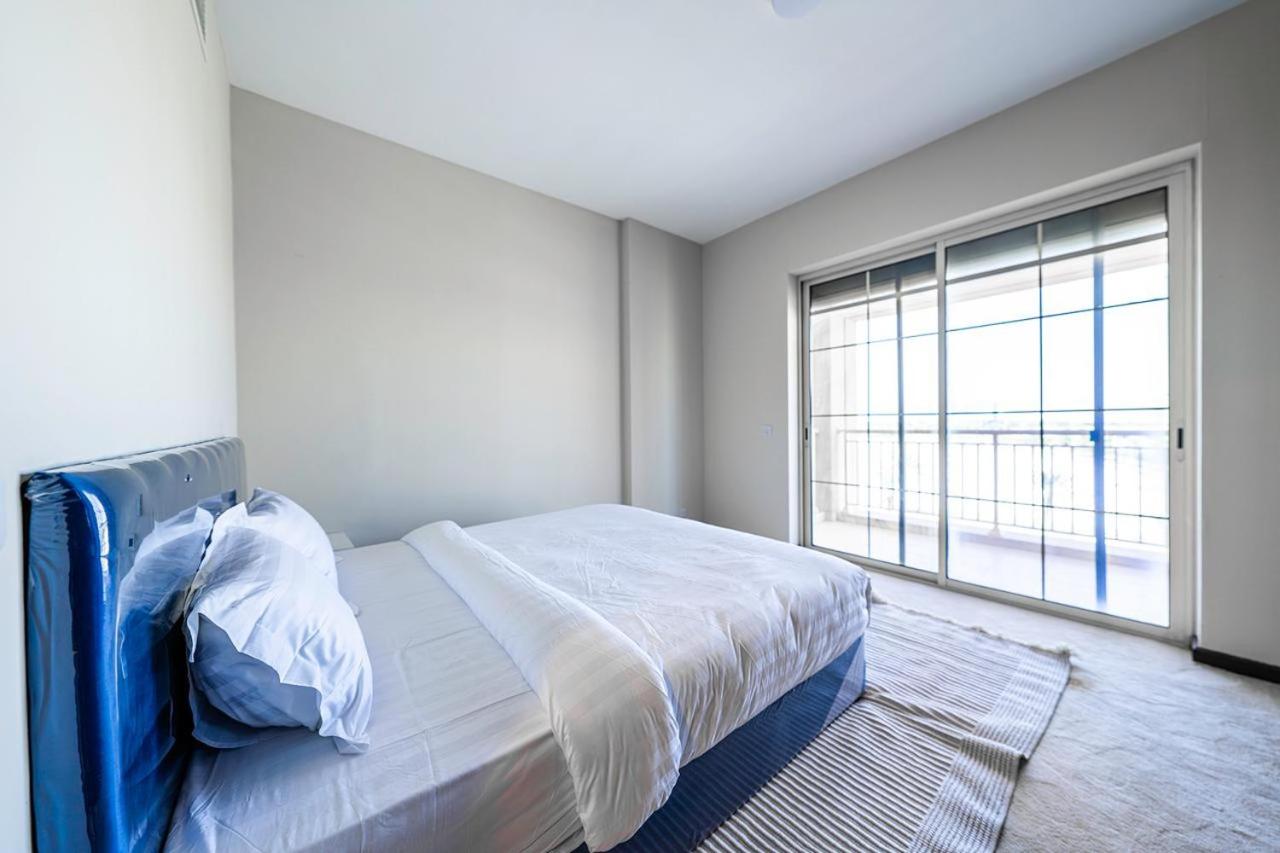 Apartment With Sea View photo 3