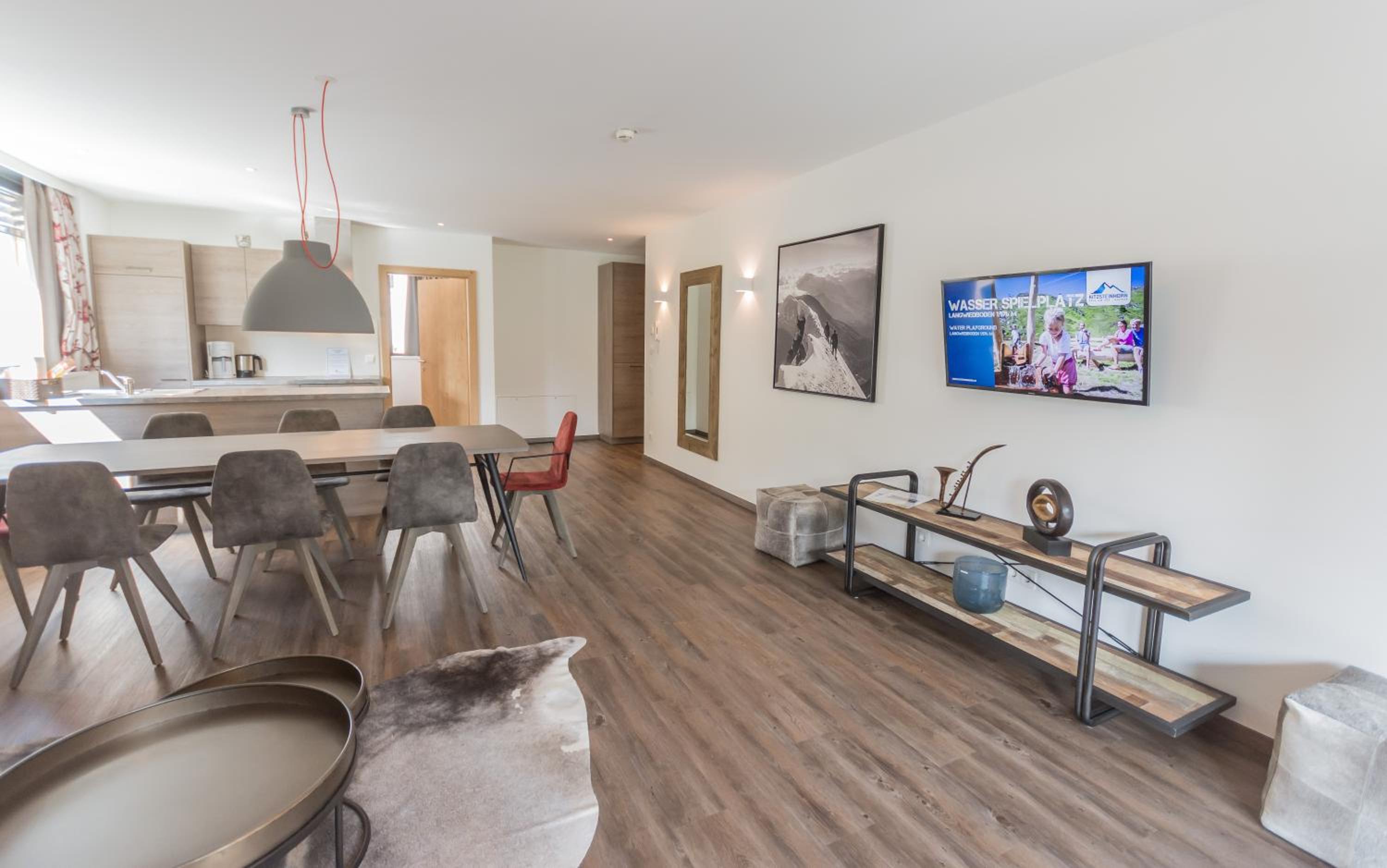Three-Bedroom Apartment - Top 3