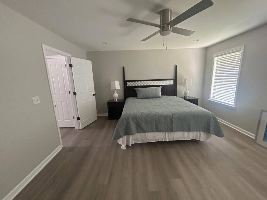 Three-Bedroom House photo 1