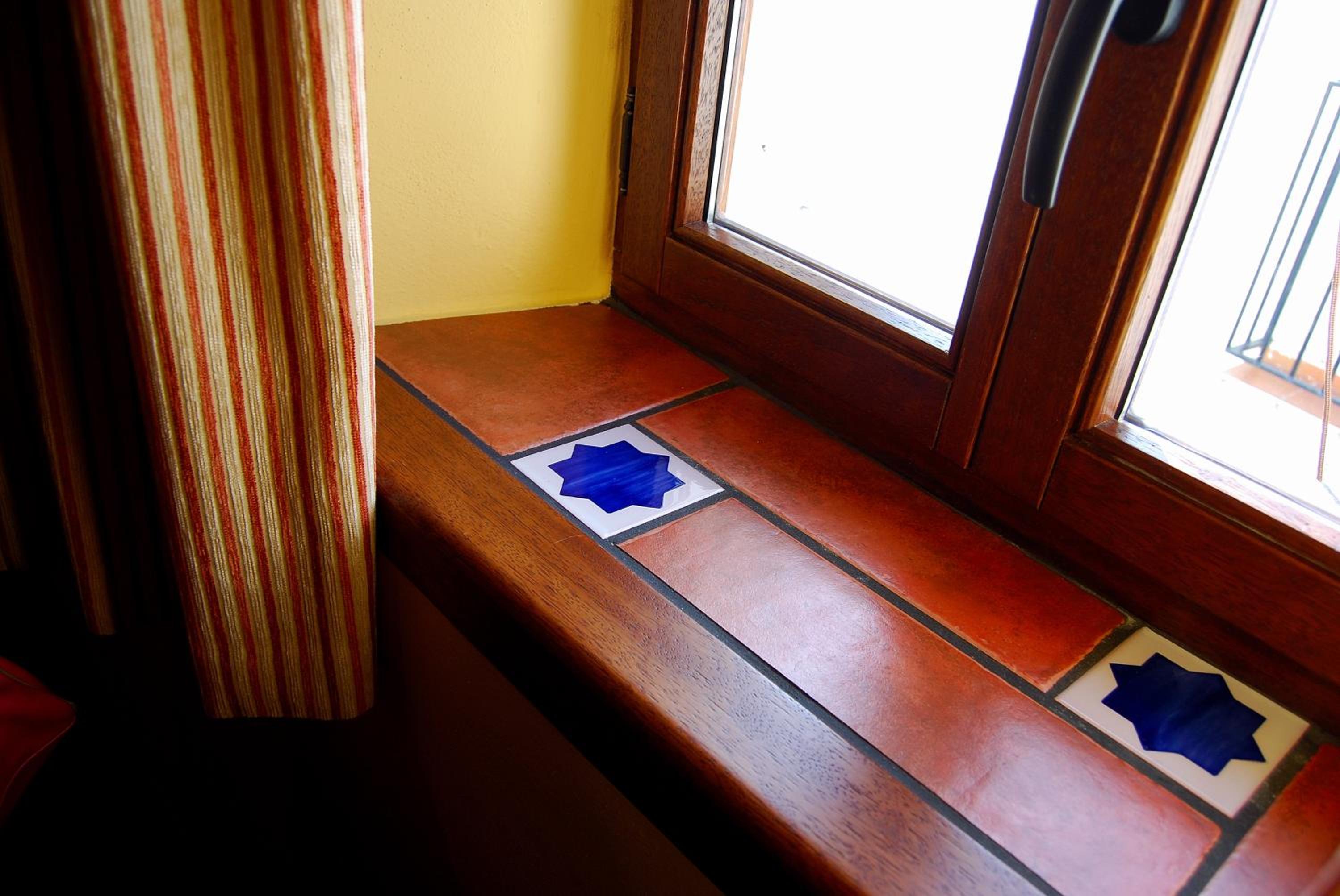 Two-Bedroom House - Photo 20