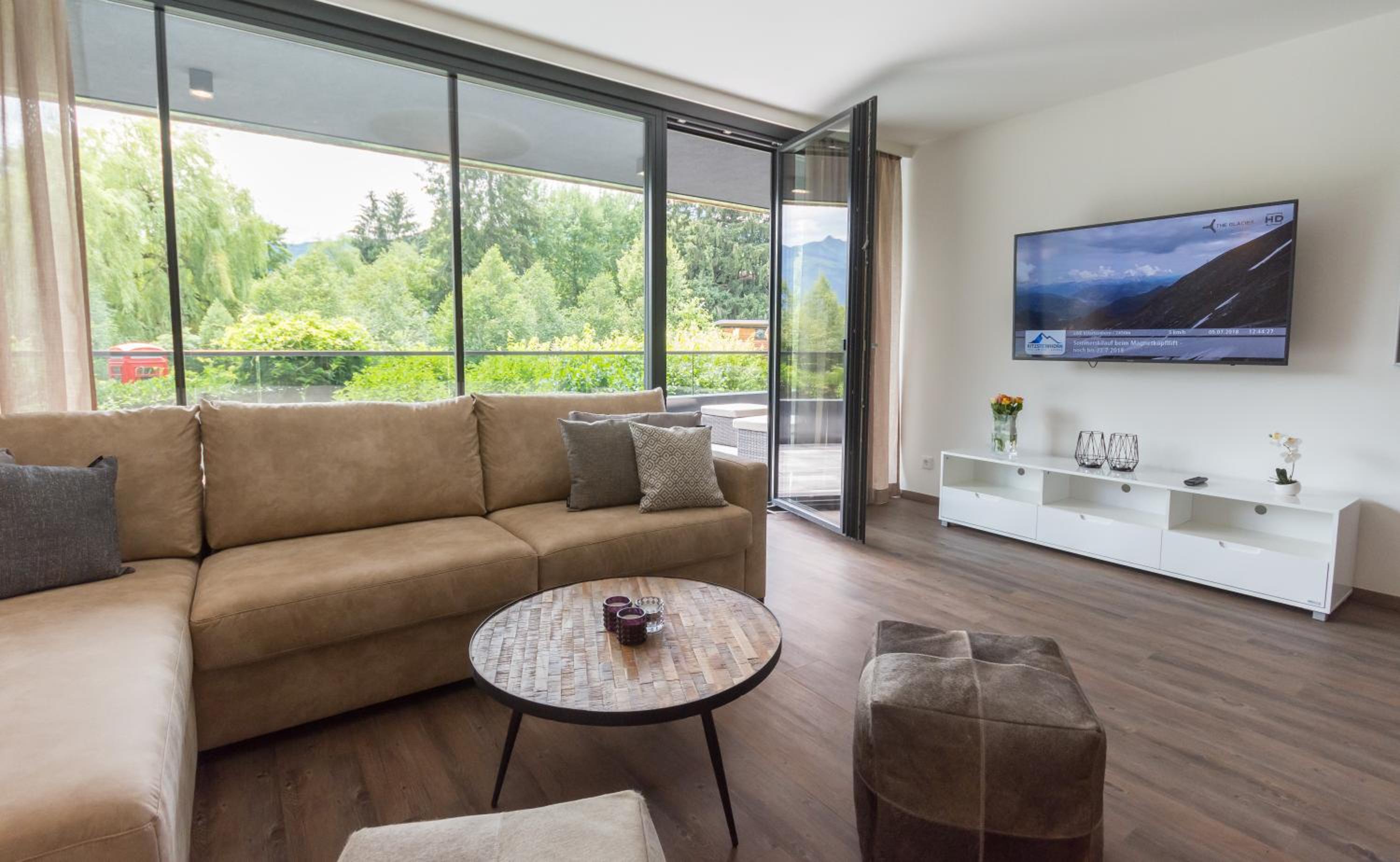 Apartment with Terrace - Top 4