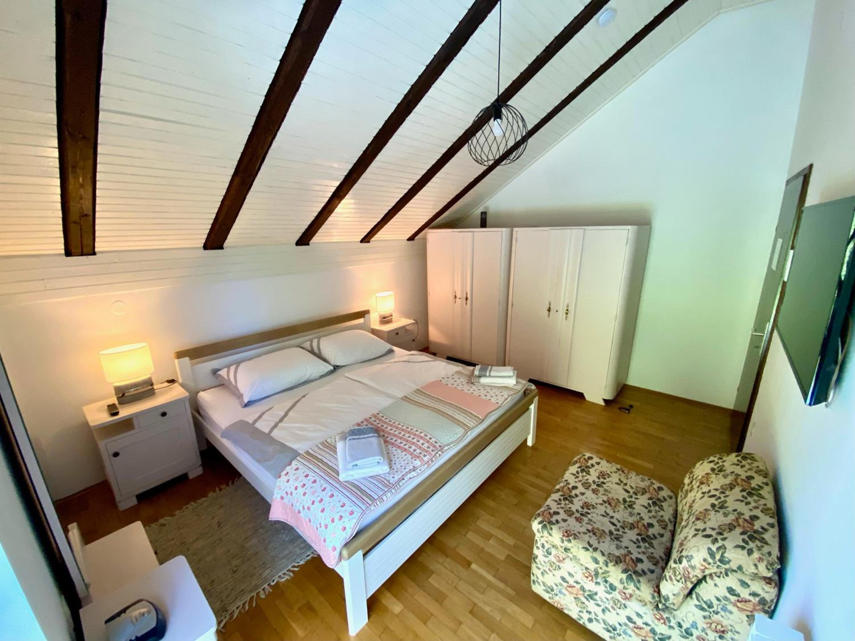 Three-Bedroom Villa photo 2