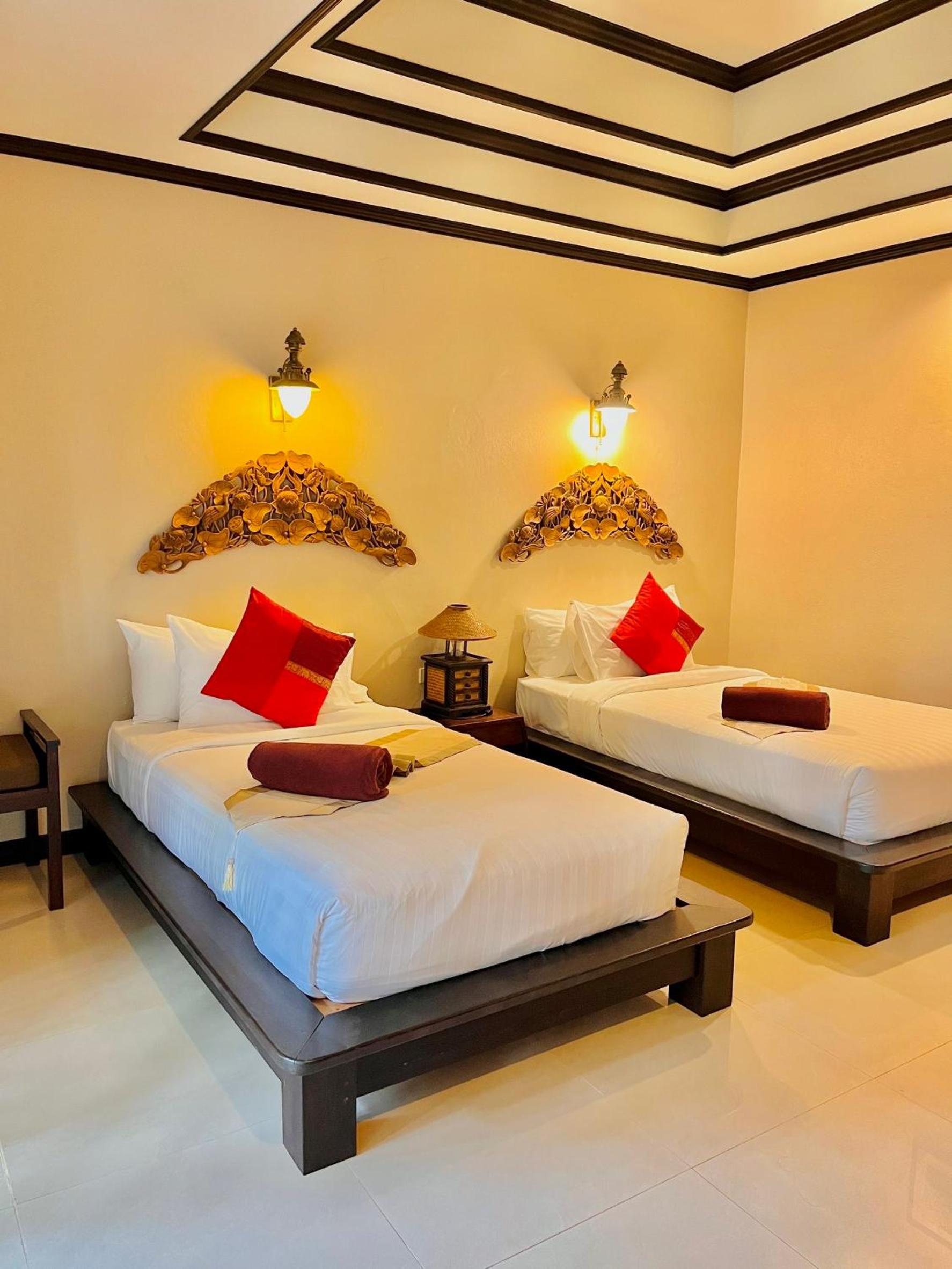 Superior Jacuzzi Room Twin bed - Photo 2