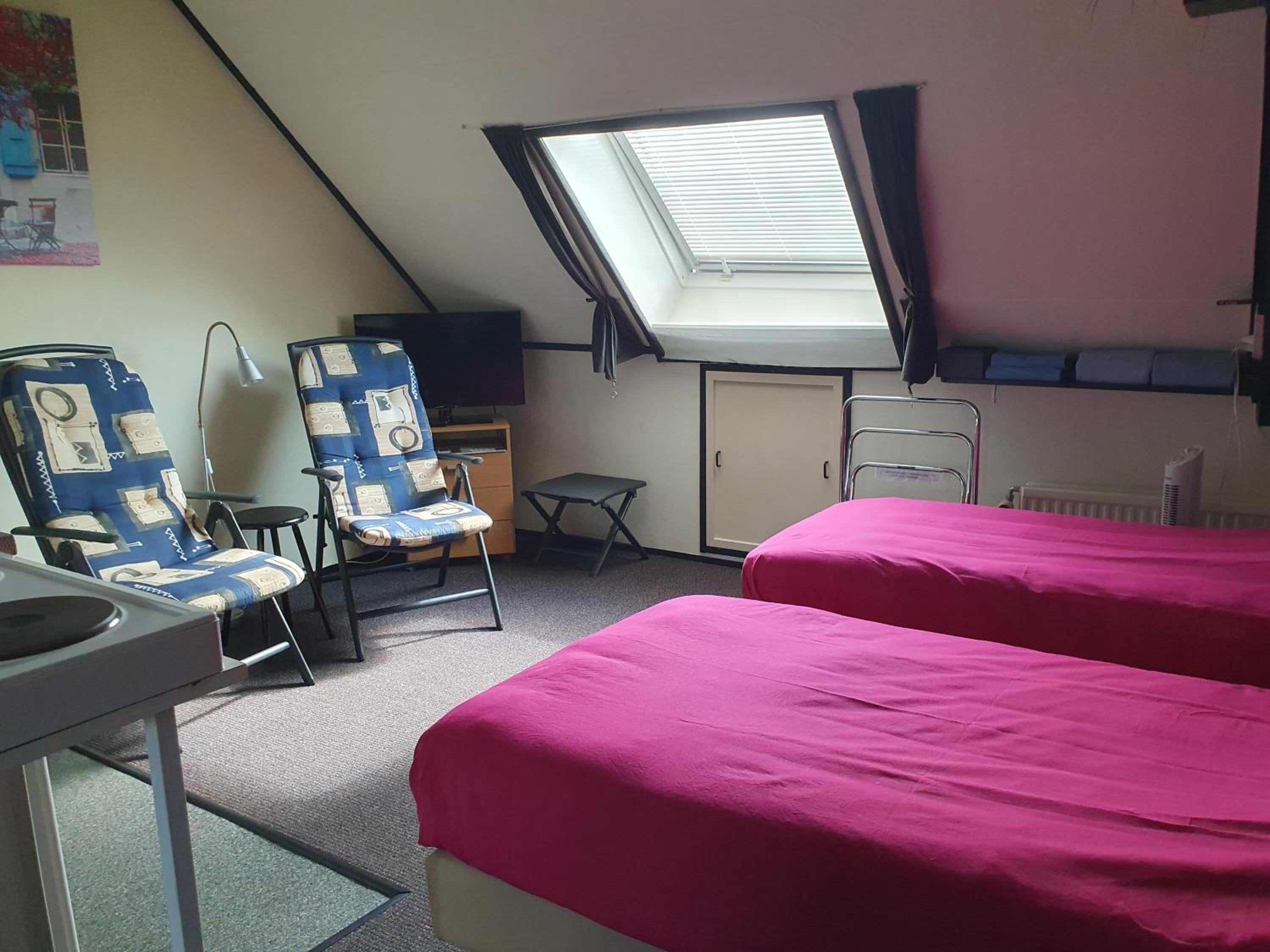 Large Double Room photo 3