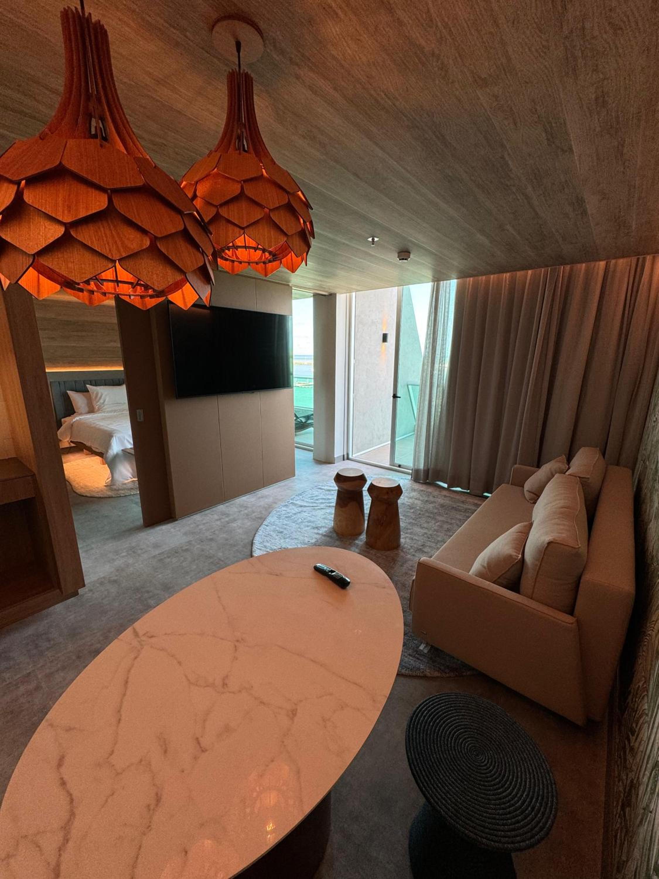 Junior King Suite with Sofa Bed and Balcony  Sea view photo 2