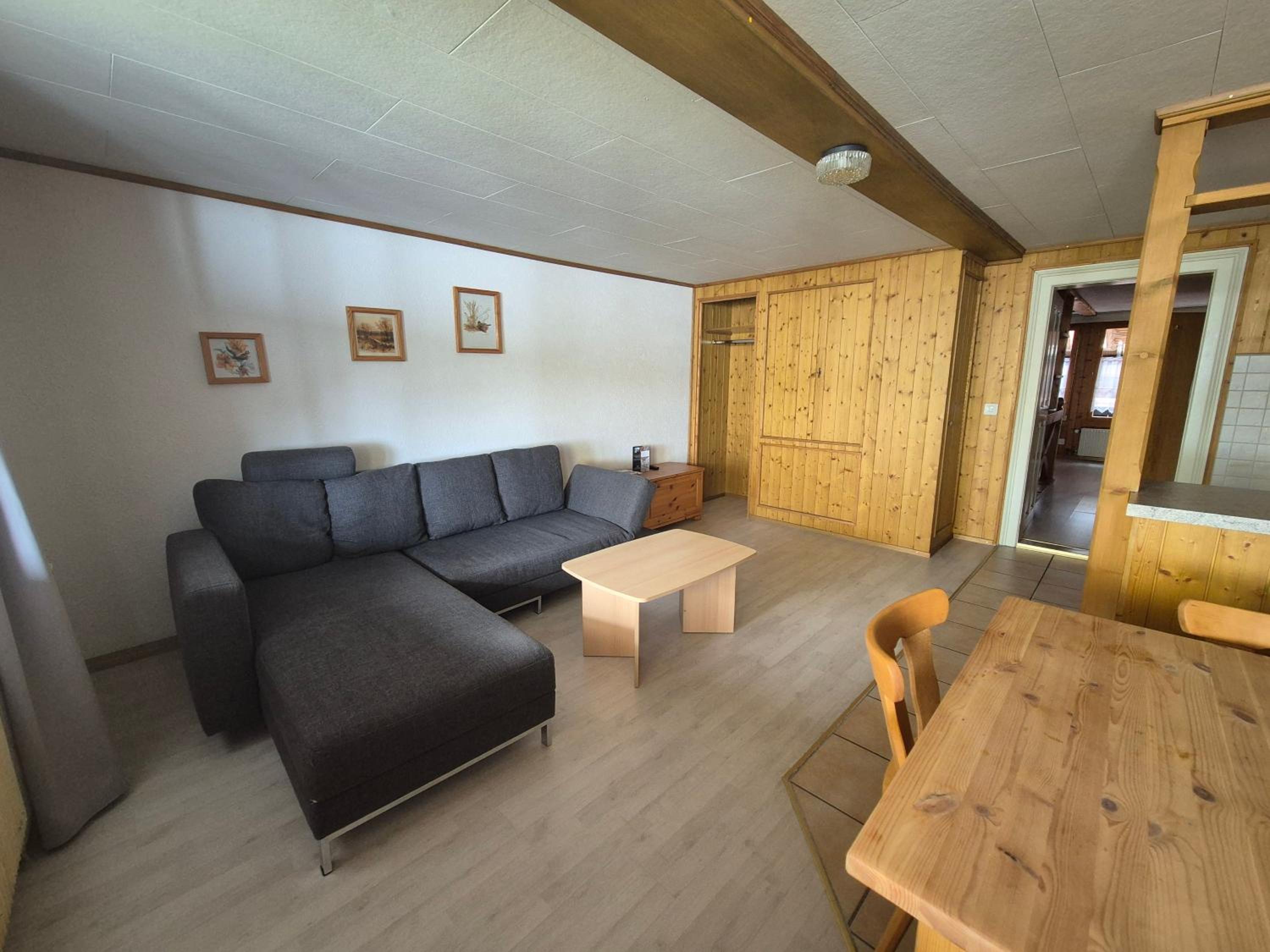Apartment - Photo 2