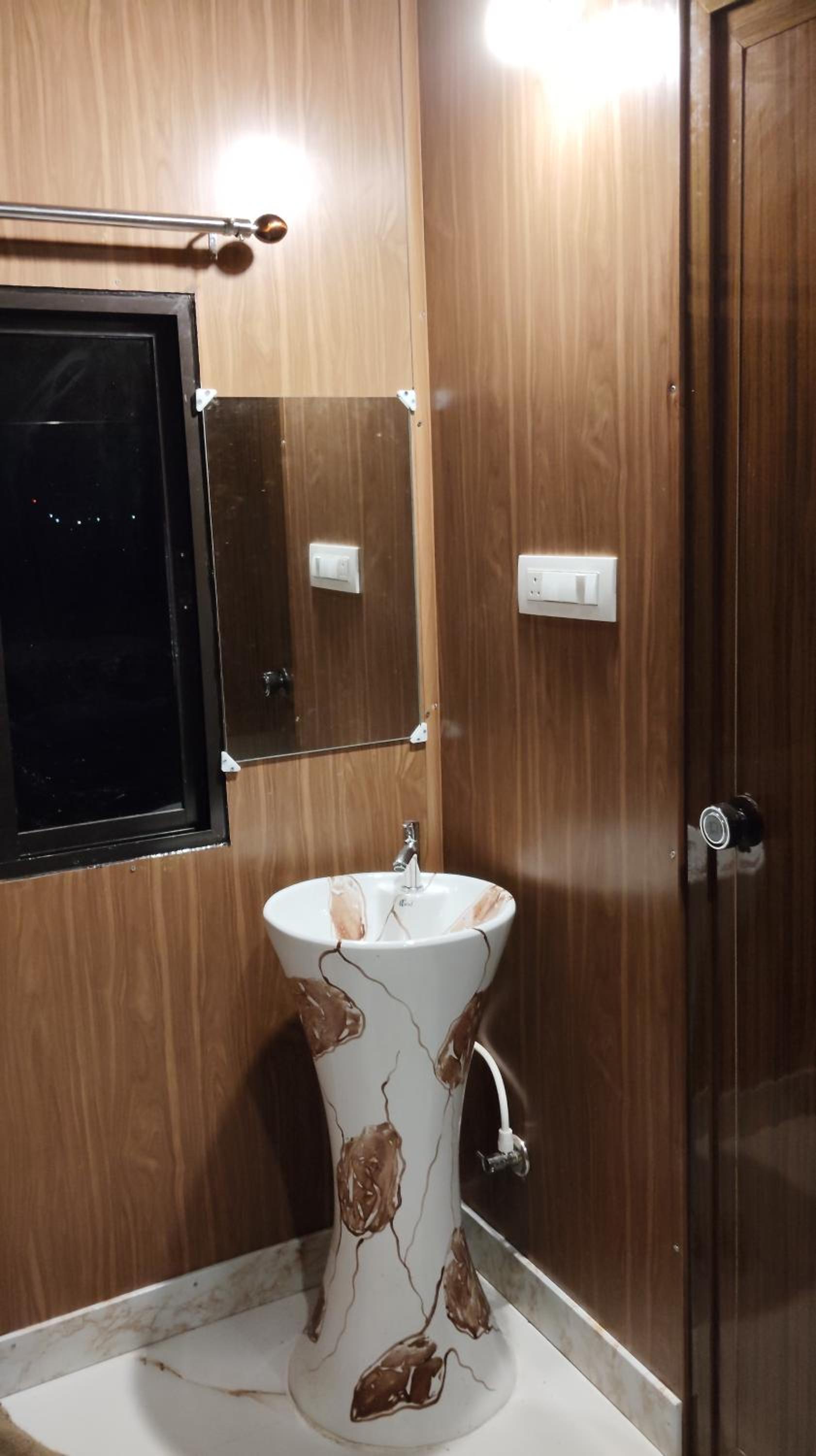 Double Room with Private Bathroom photo 3