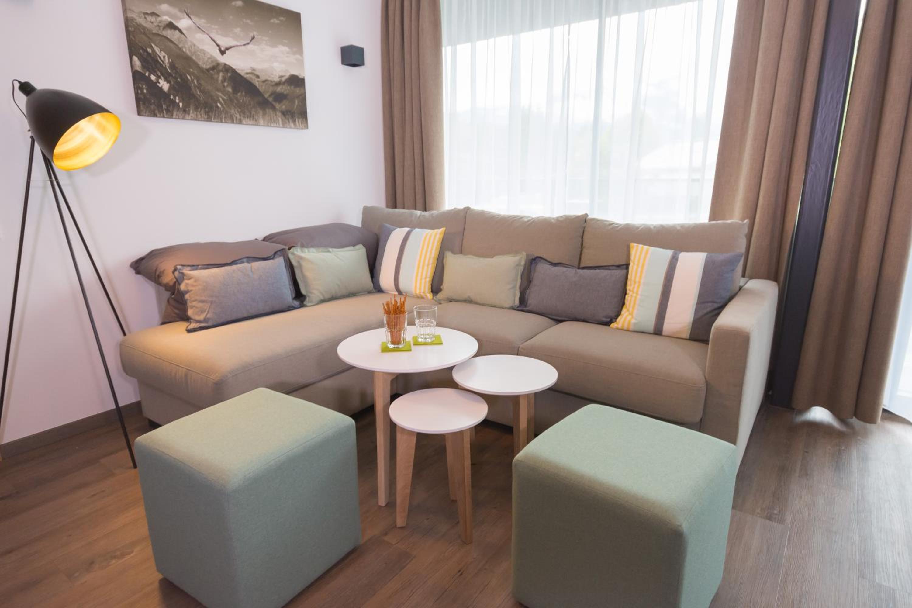 Apartment with Terrace - Top 5