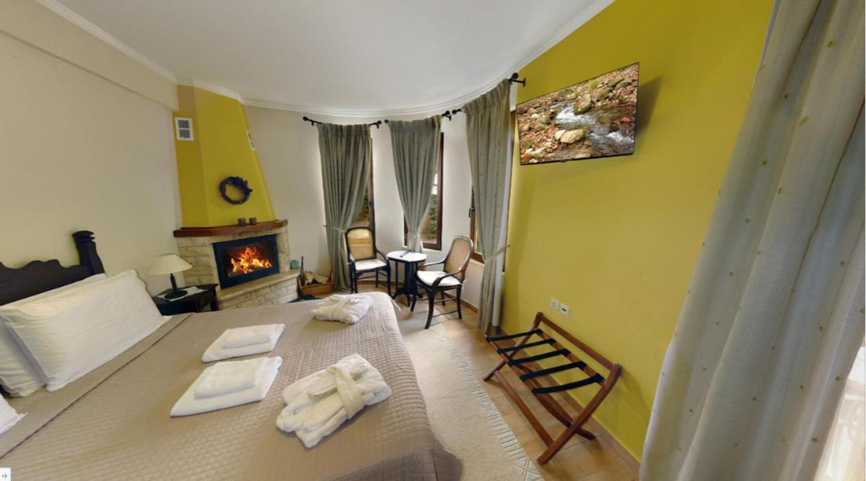 Deluxe Double or Twin Room with Fireplace - Photo 7