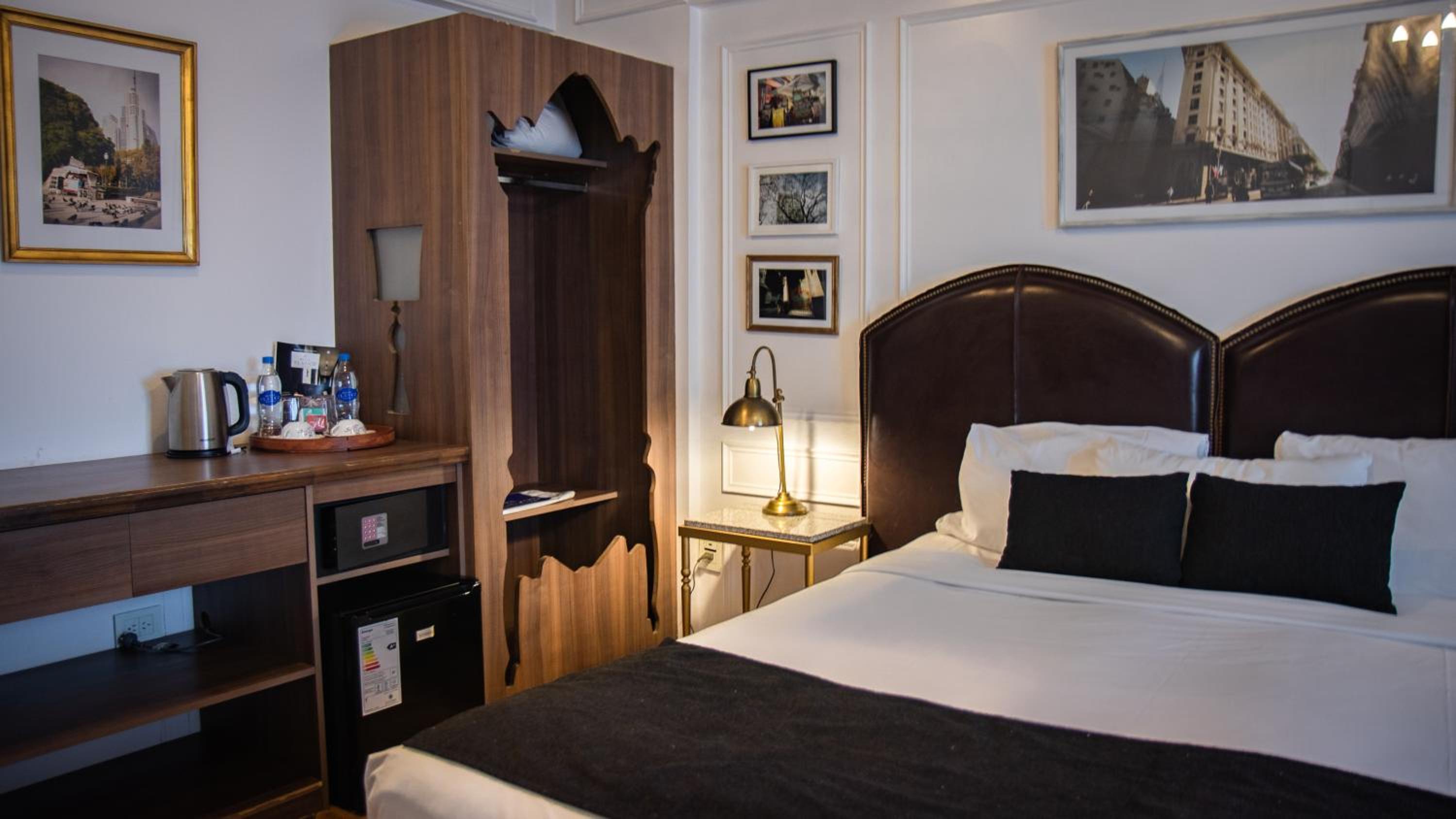 Deluxe Double Room photo 3