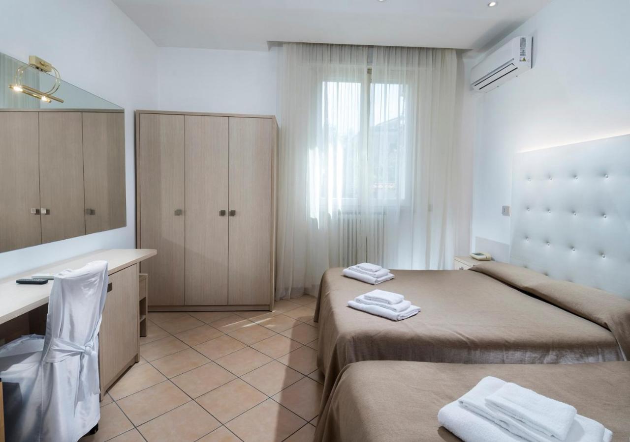 Basic Double Room - Ground Floor