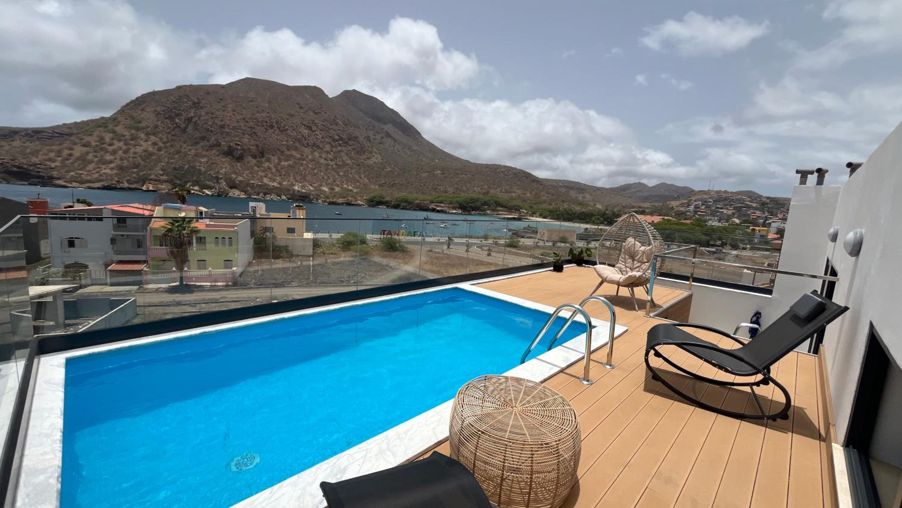 Two-Bedroom Apartment with Ocean View photo 3
