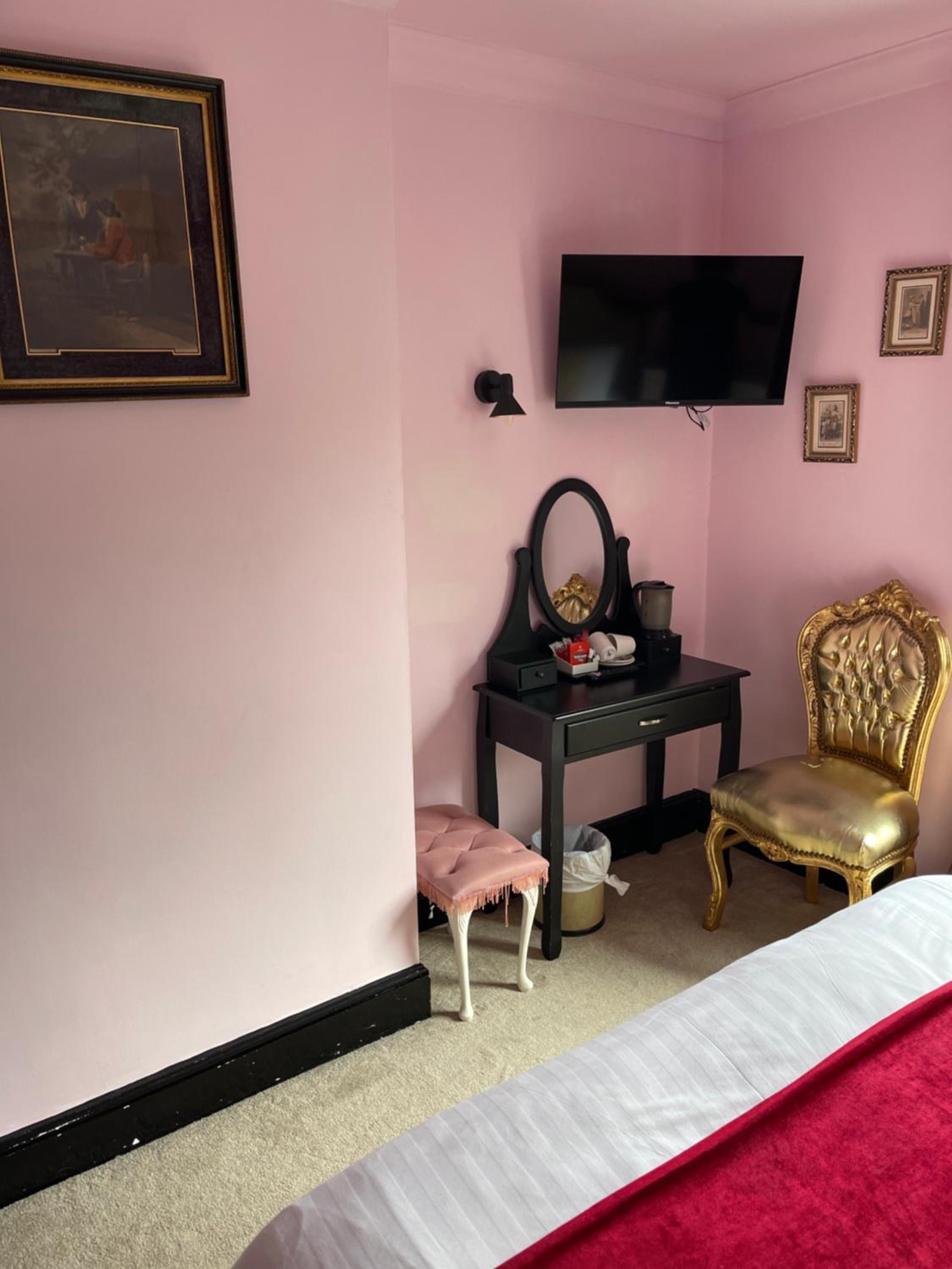 Double Room - Photo 2