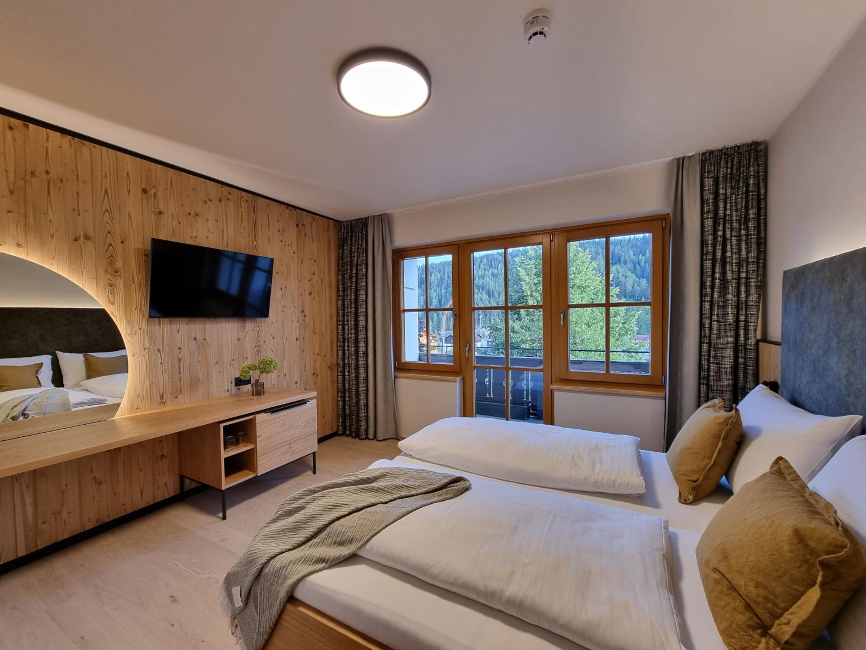 Classic Double Room - Photo 1