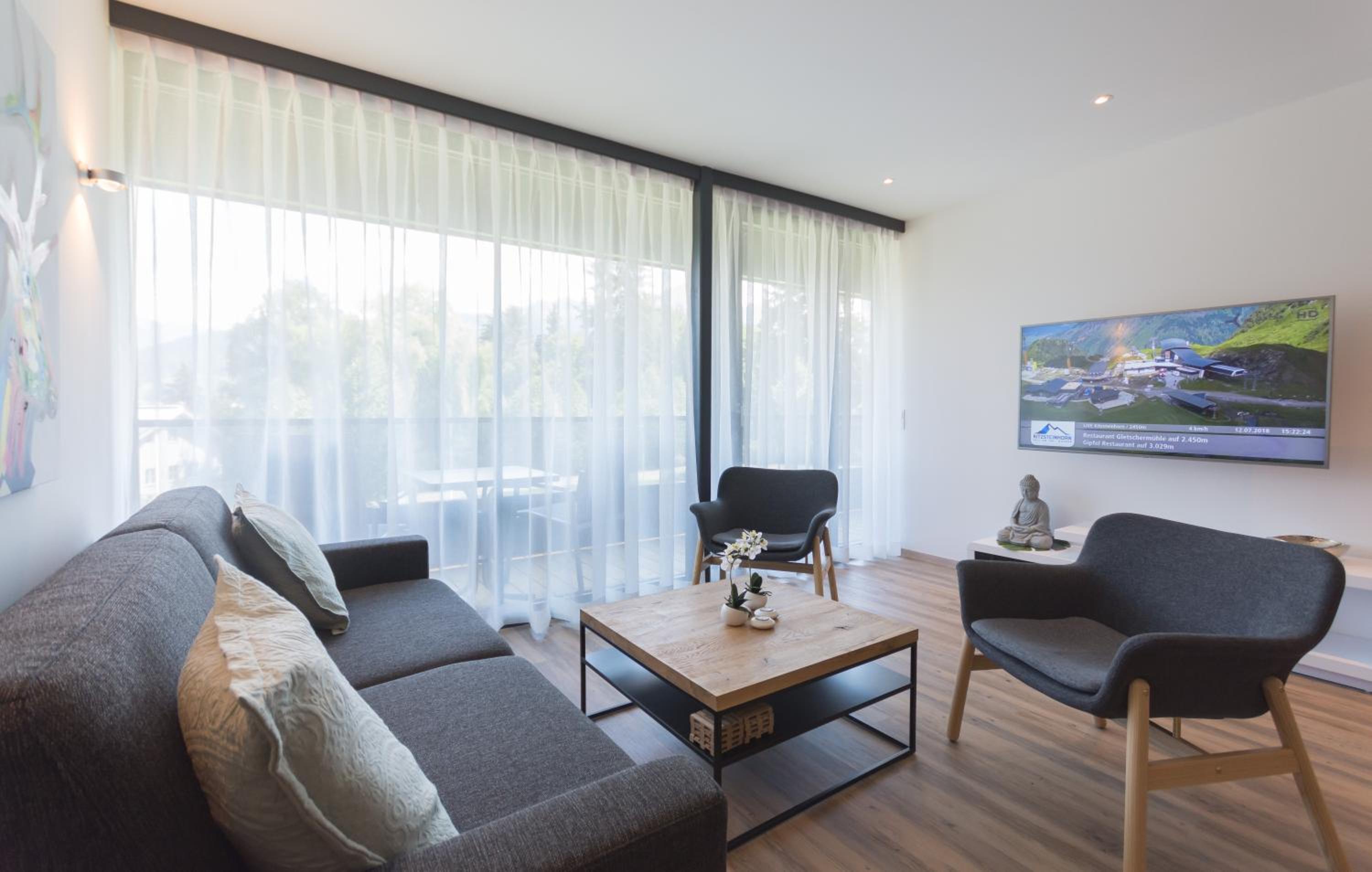 Two-Bedroom Apartment with Balcony - Top 10 photo 3