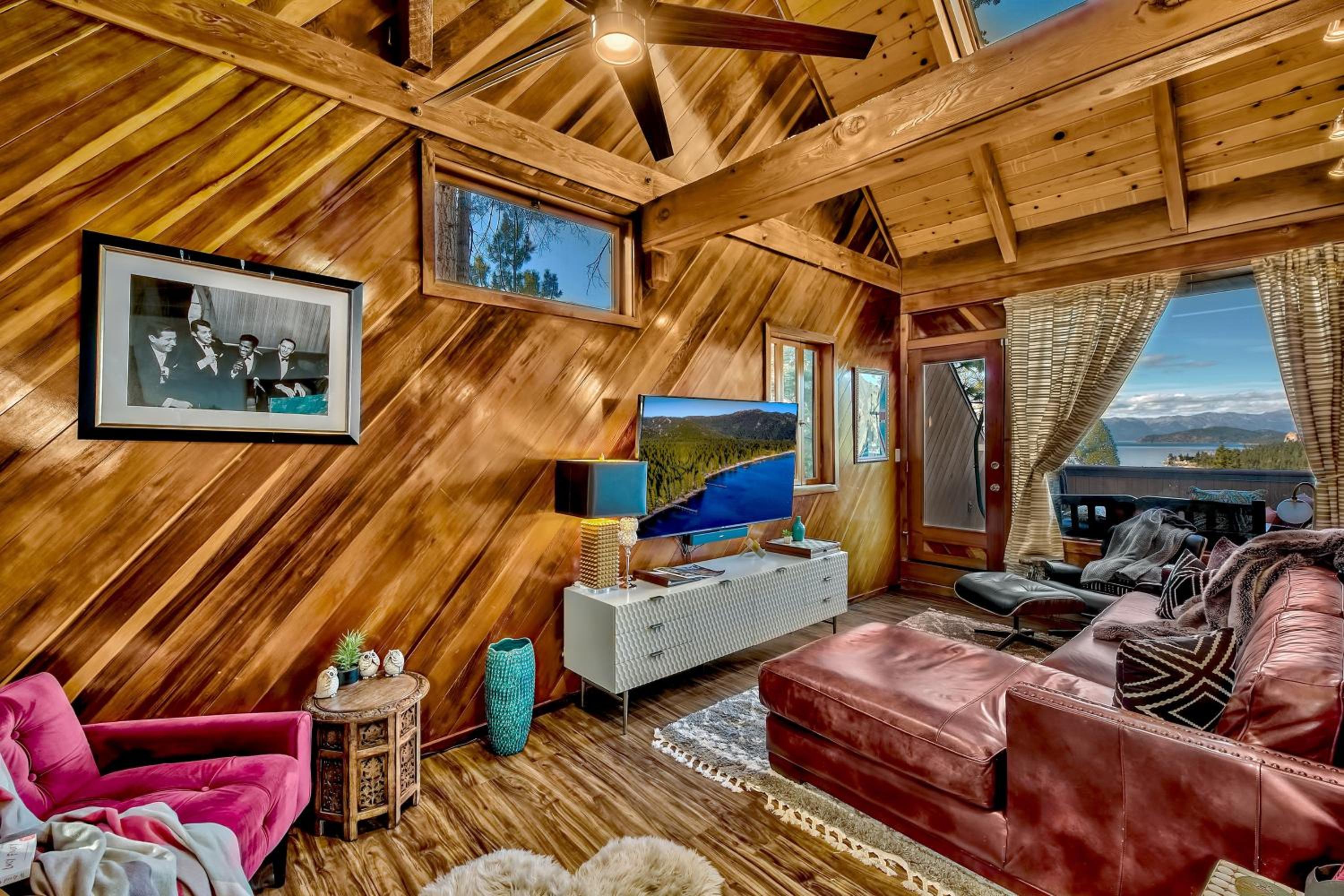 Three-Bedroom House photo 1