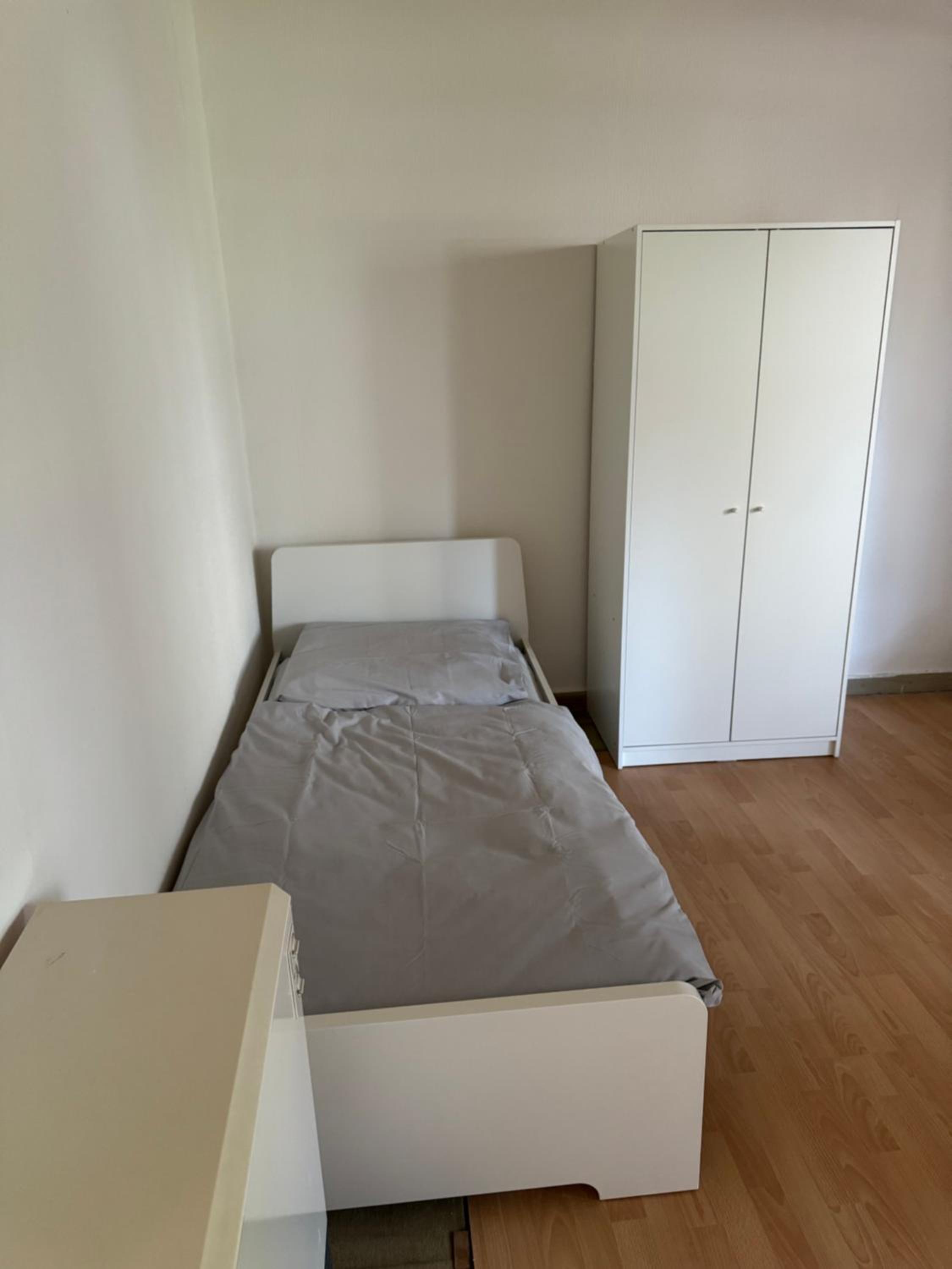 Three-Bedroom Apartment photo 2