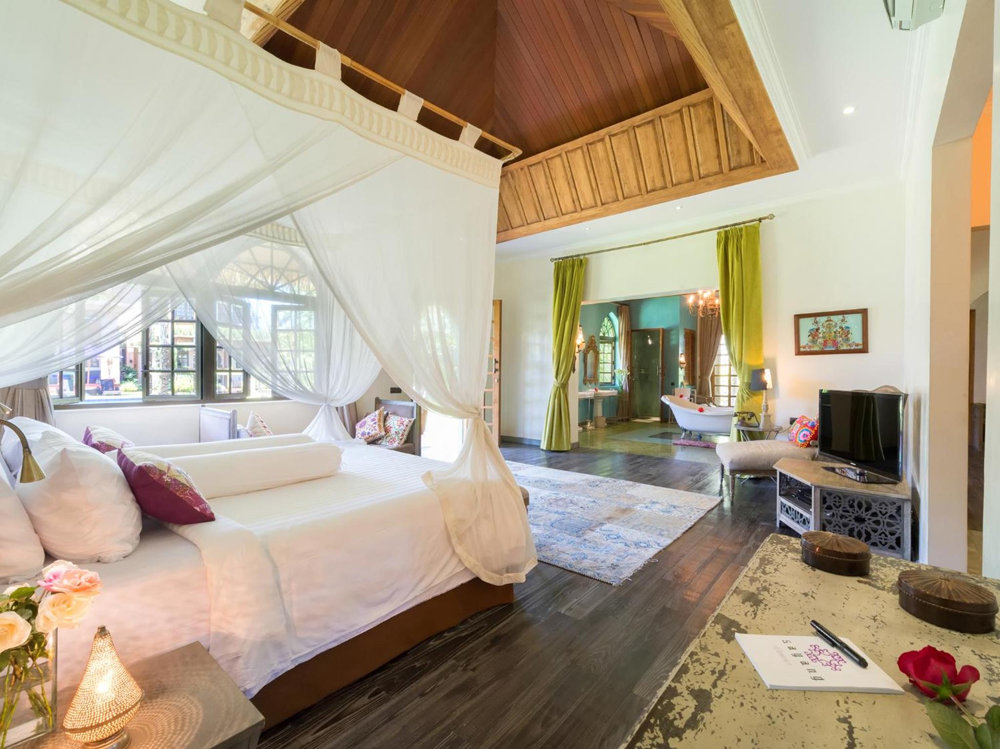 Villa with Private Pool