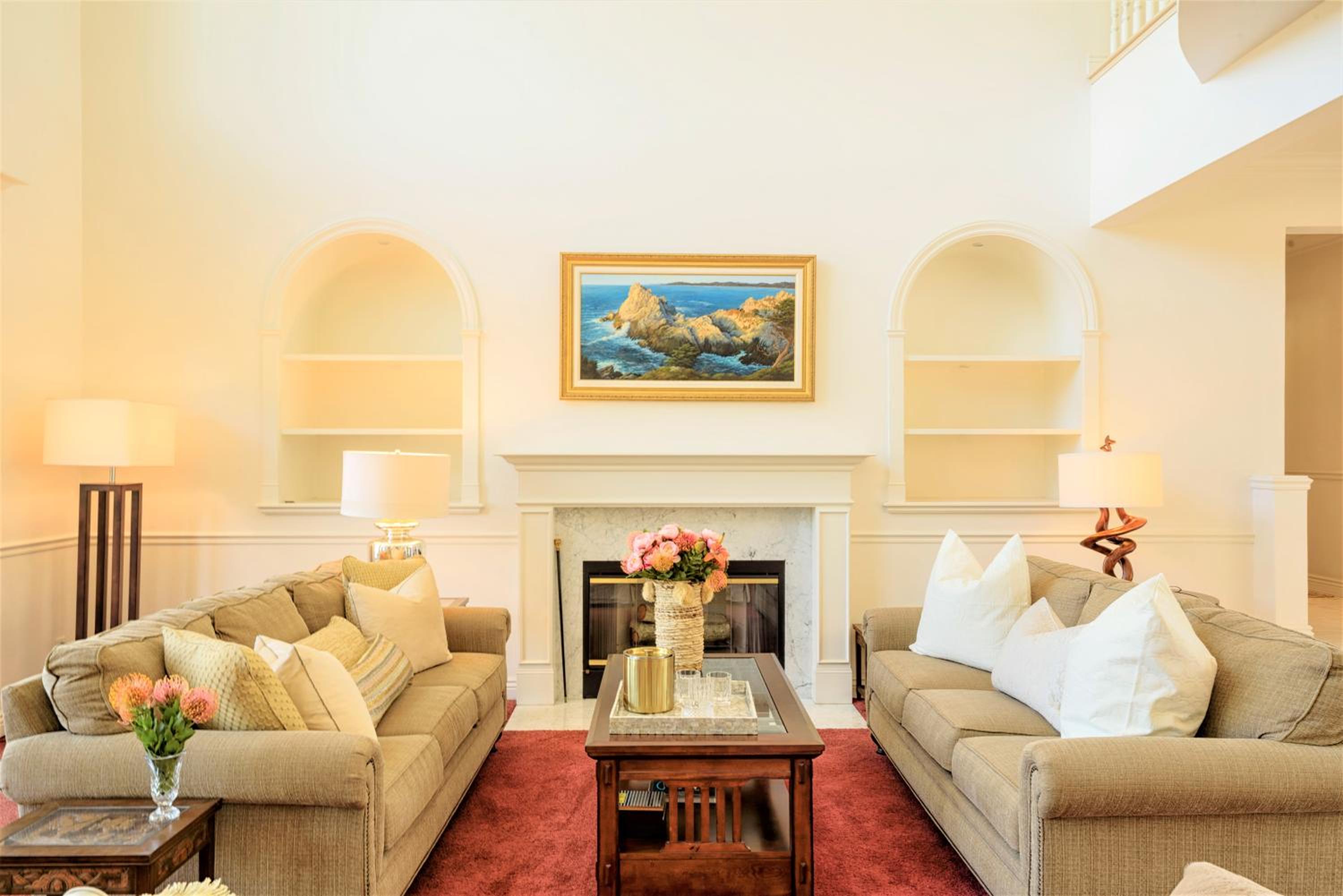 Seven-Bedroom House photo 3