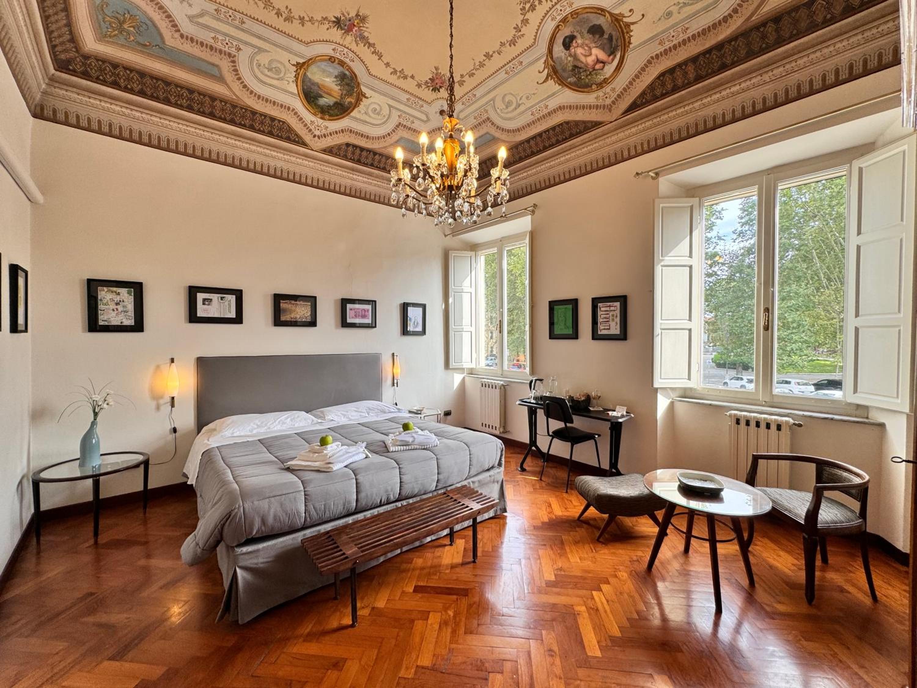 Standard King Room with Private Bathroom