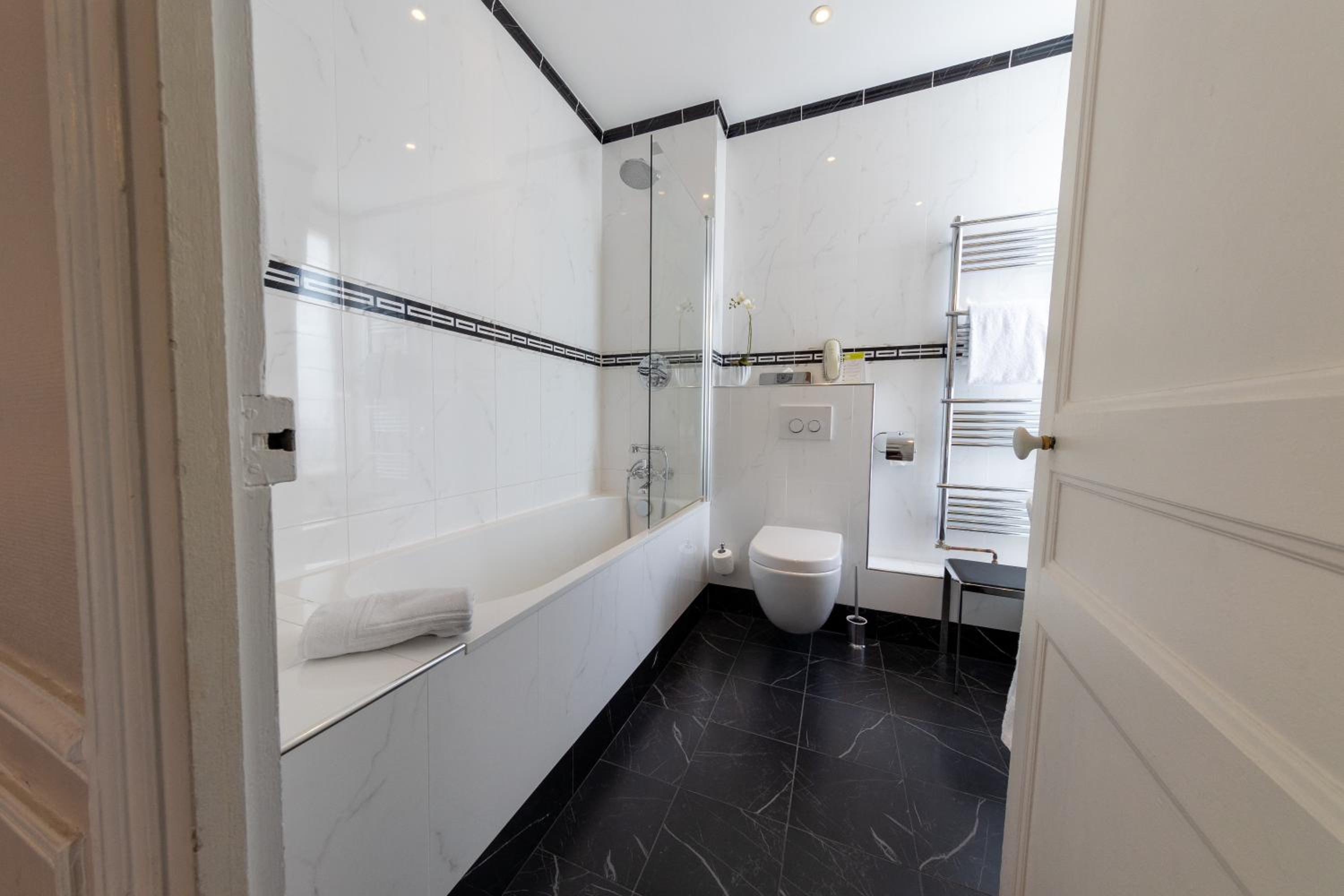 Privilege Double Room - Photo 2