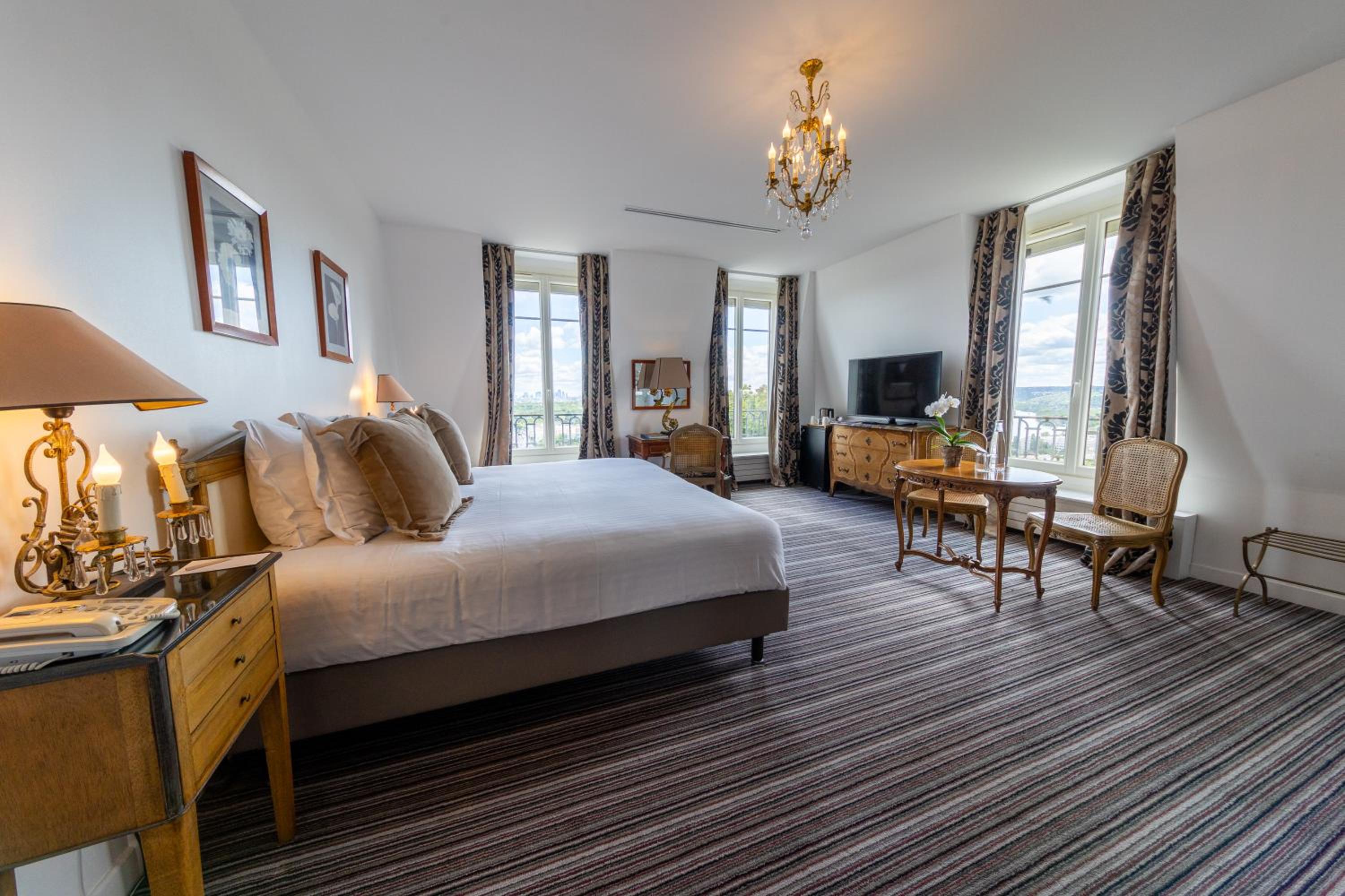 Junior suite Double ou Lits Jumeaux avec Vue Panoramique sur Paris - Photo 7