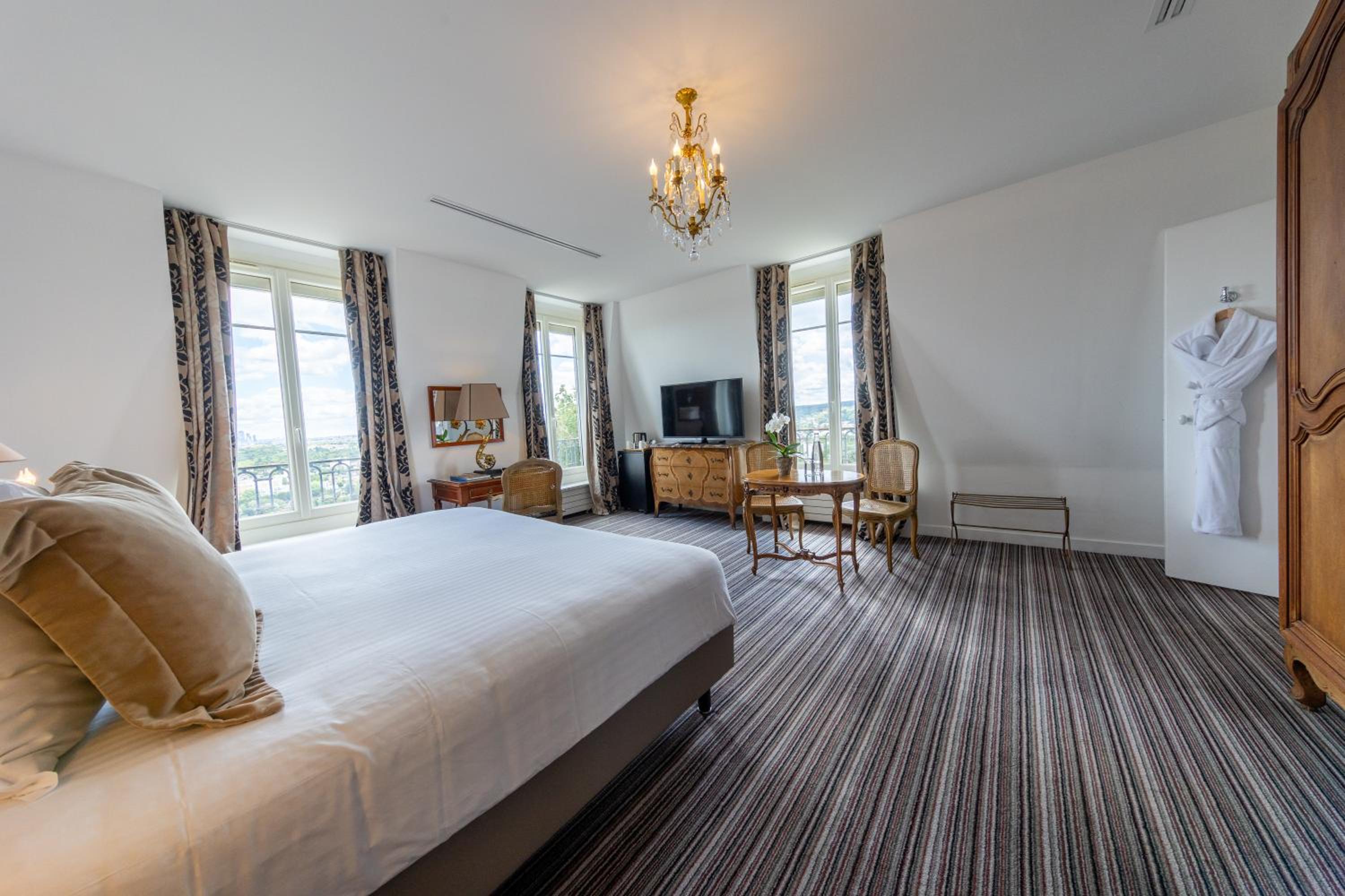 Junior suite Double ou Lits Jumeaux avec Vue Panoramique sur Paris - Photo 6
