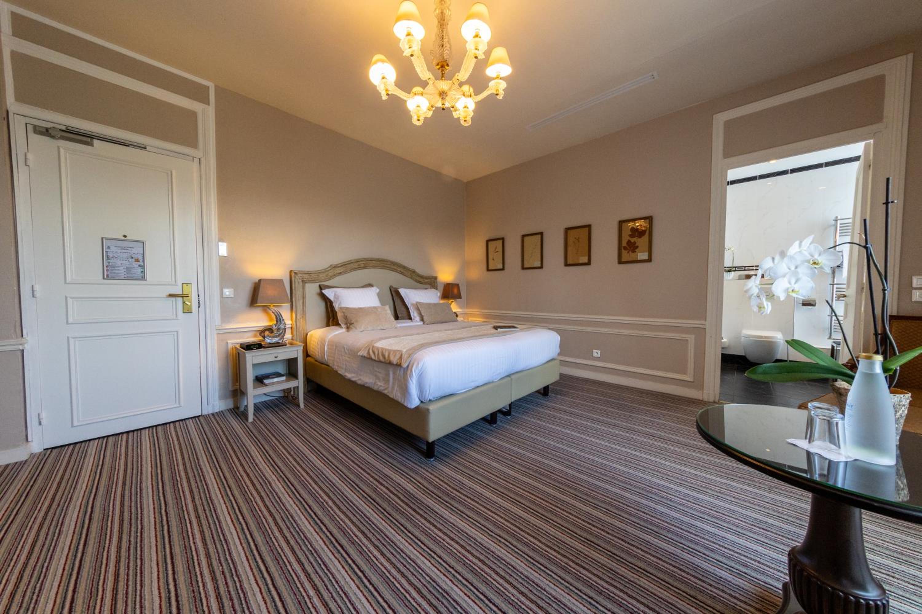 Privilege Double Room - Photo 9