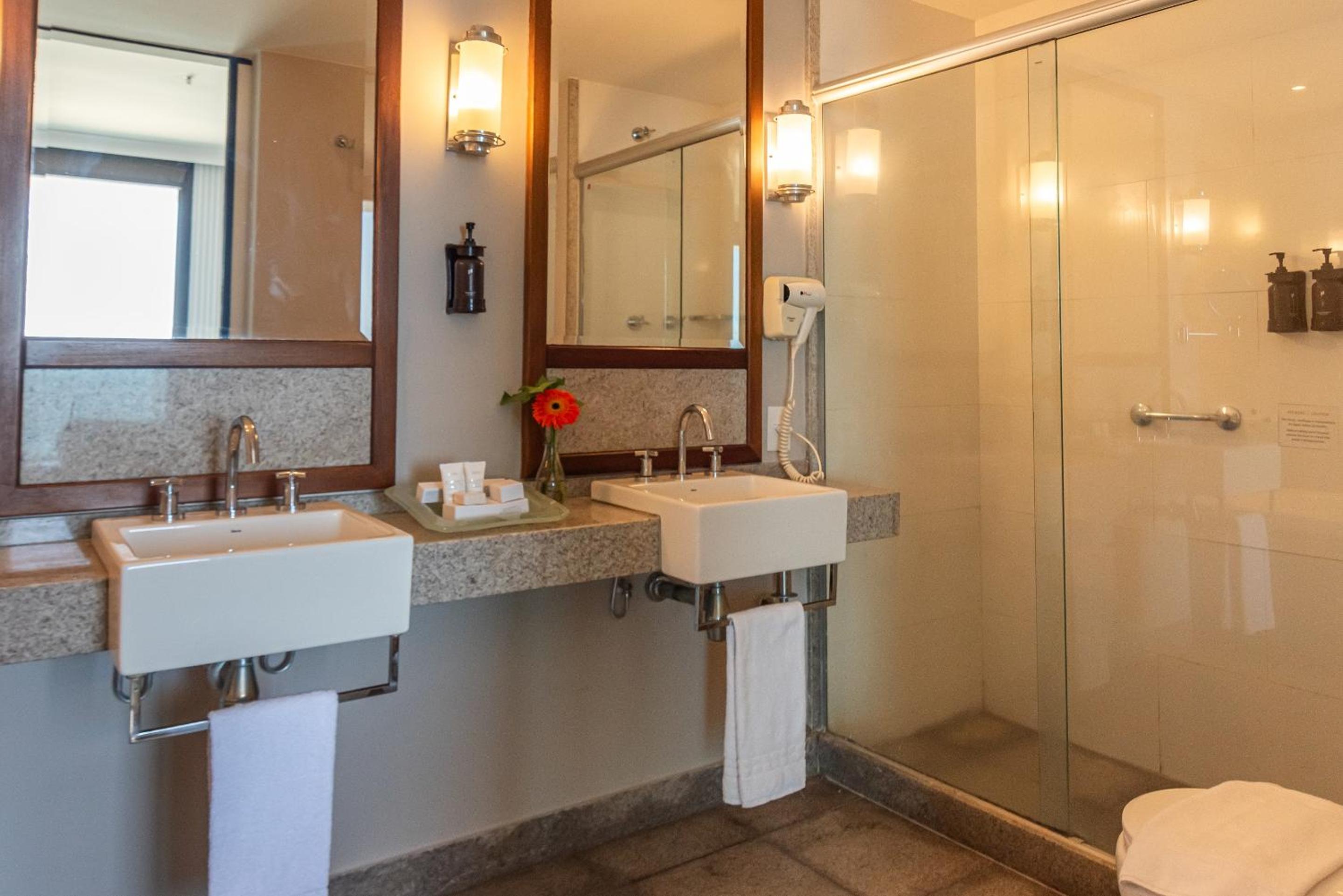 King Suite with Sea View thumbnail 5