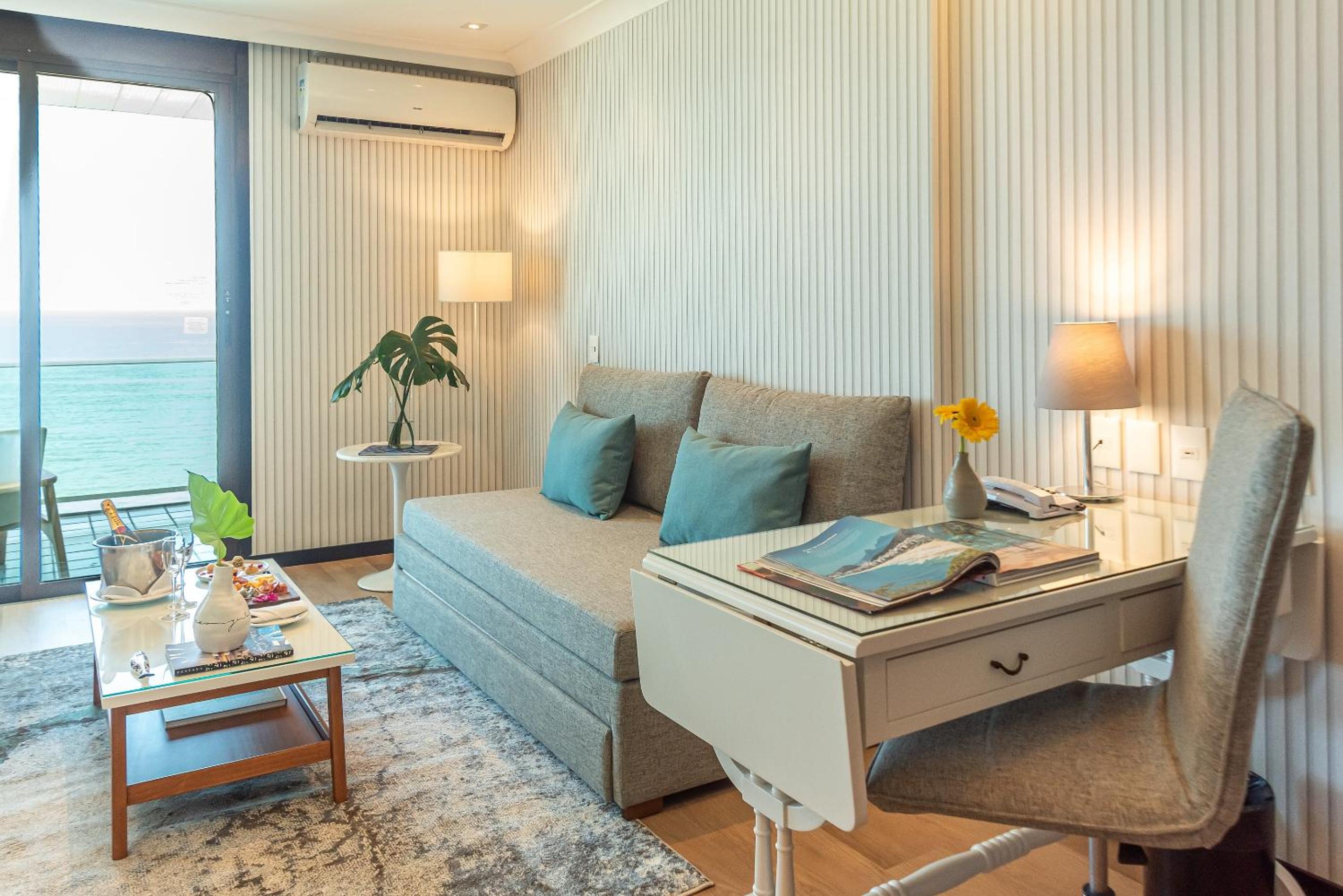 King Suite with Sea View