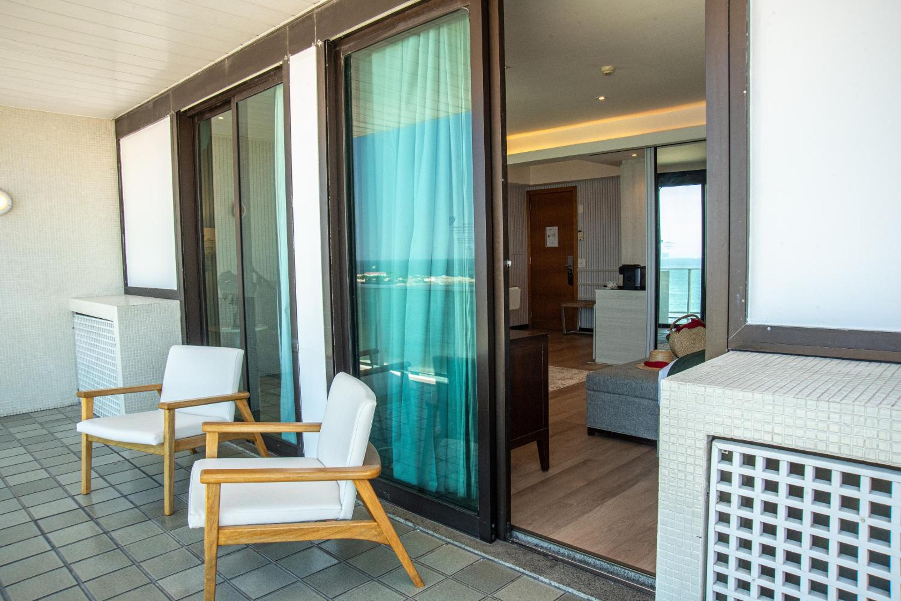 King Suite with Sea View