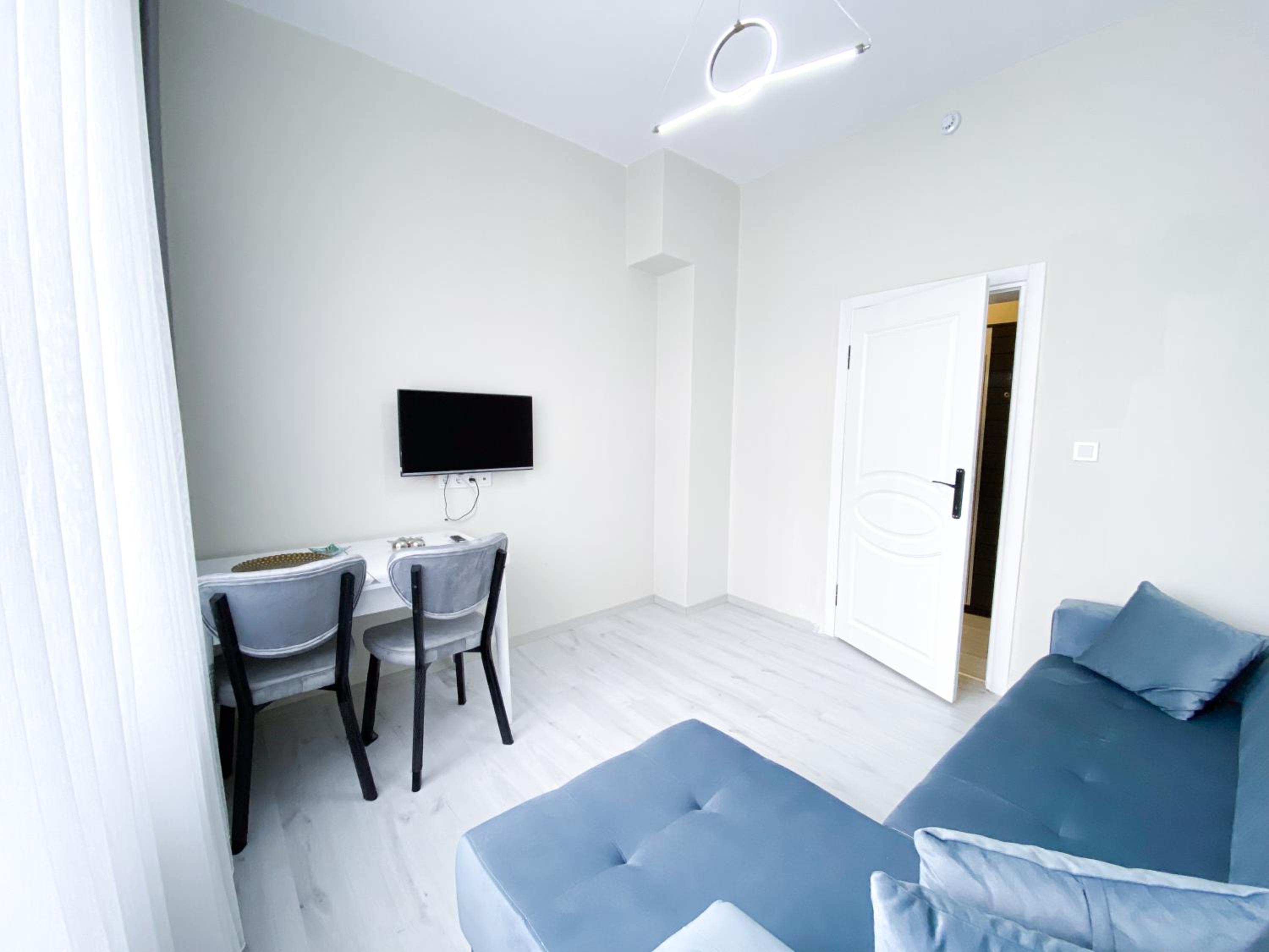 Apartment photo 2