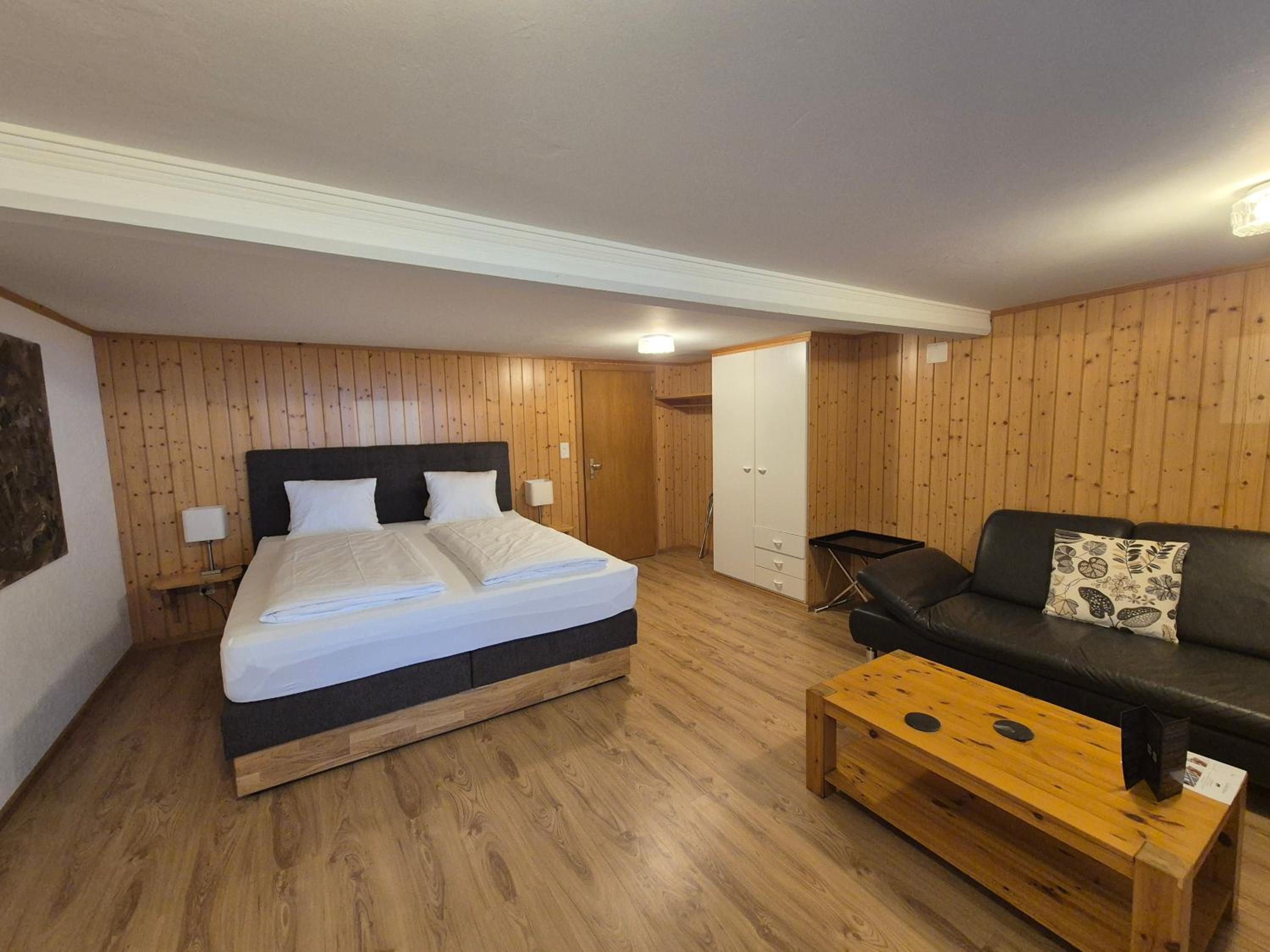 Standard Double Room photo 3
