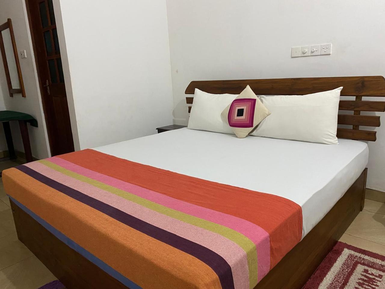 Budget Double Room photo 1