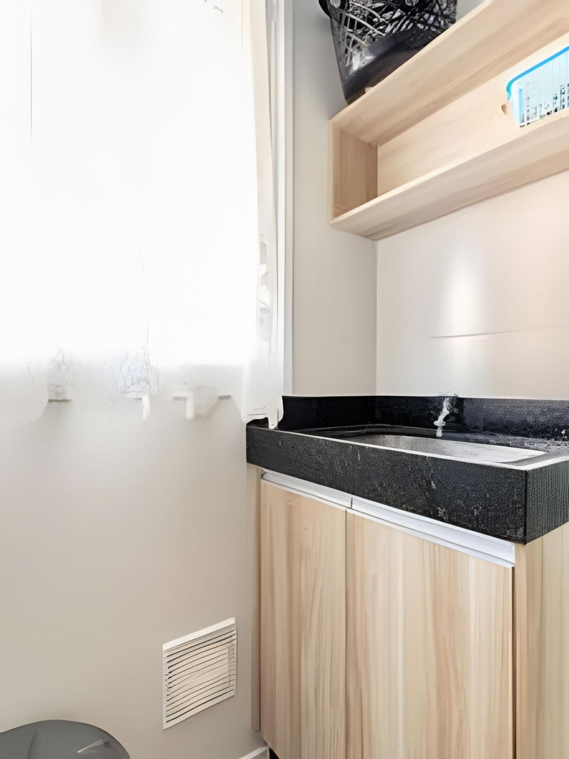 Apartment - Photo 24