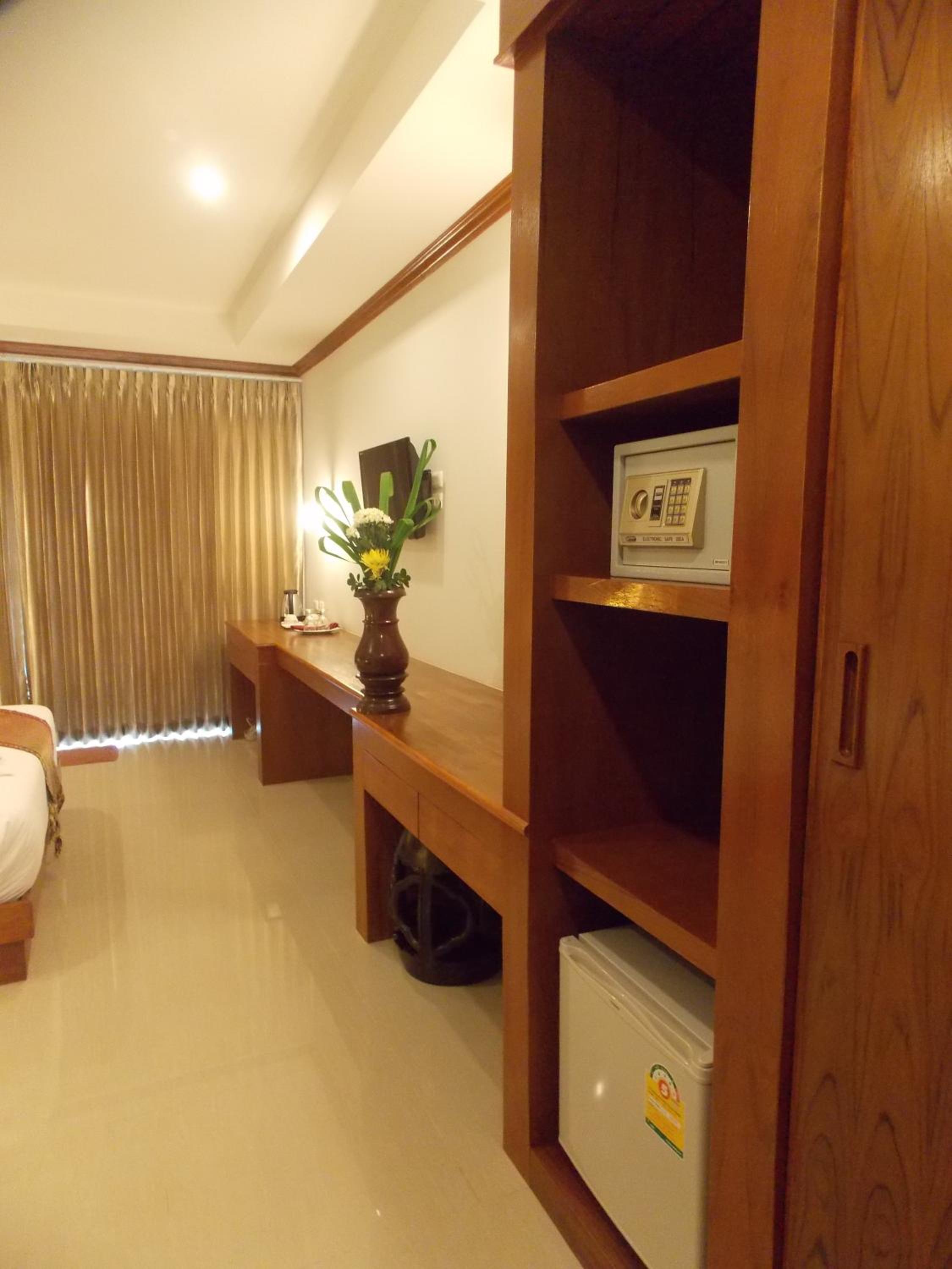 Deluxe Double Room photo 2