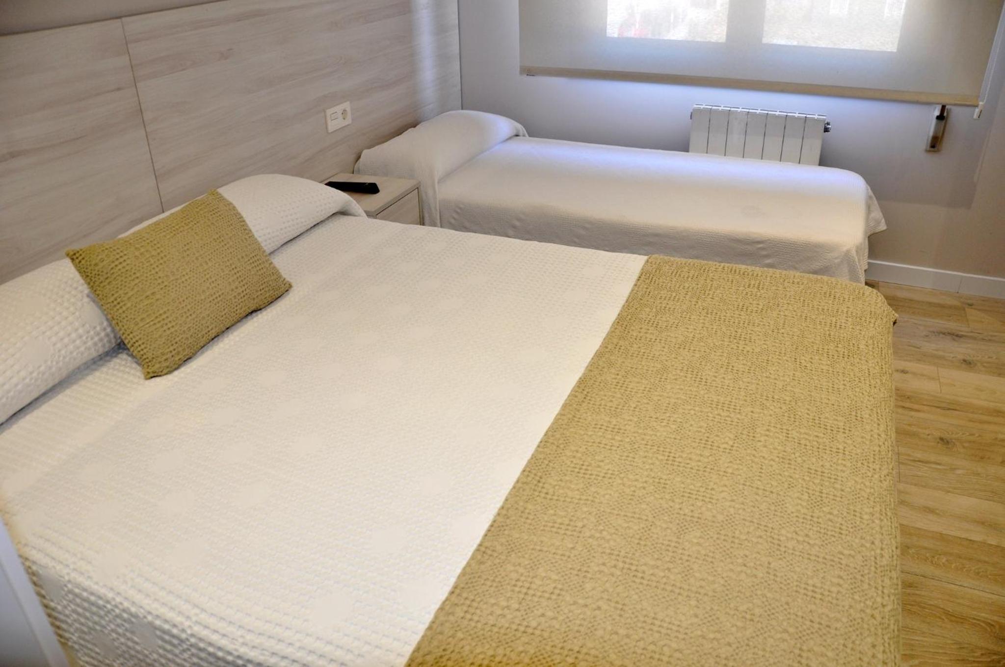 Triple Room - Photo 6