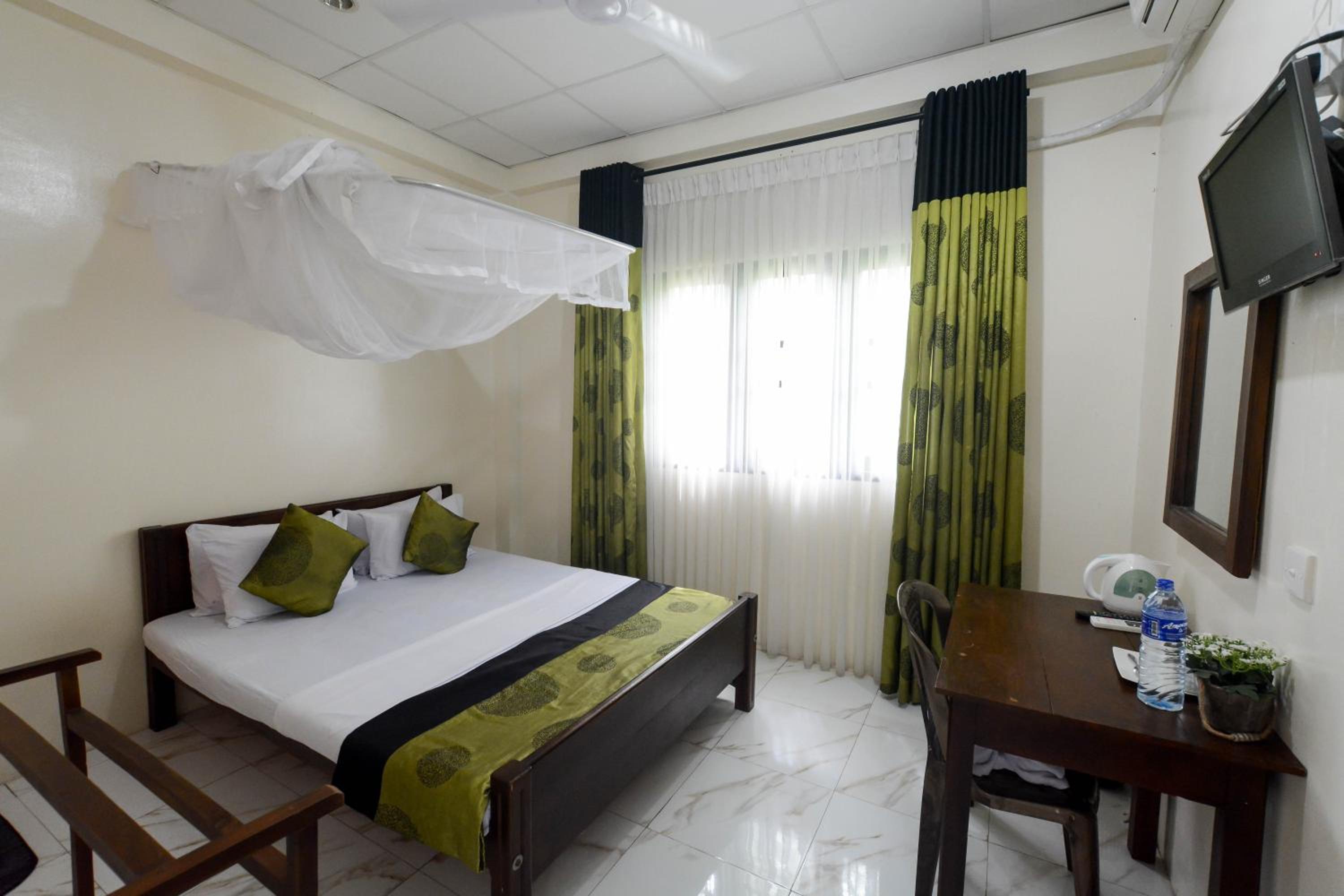 Superior Double Room with A/C photo 2