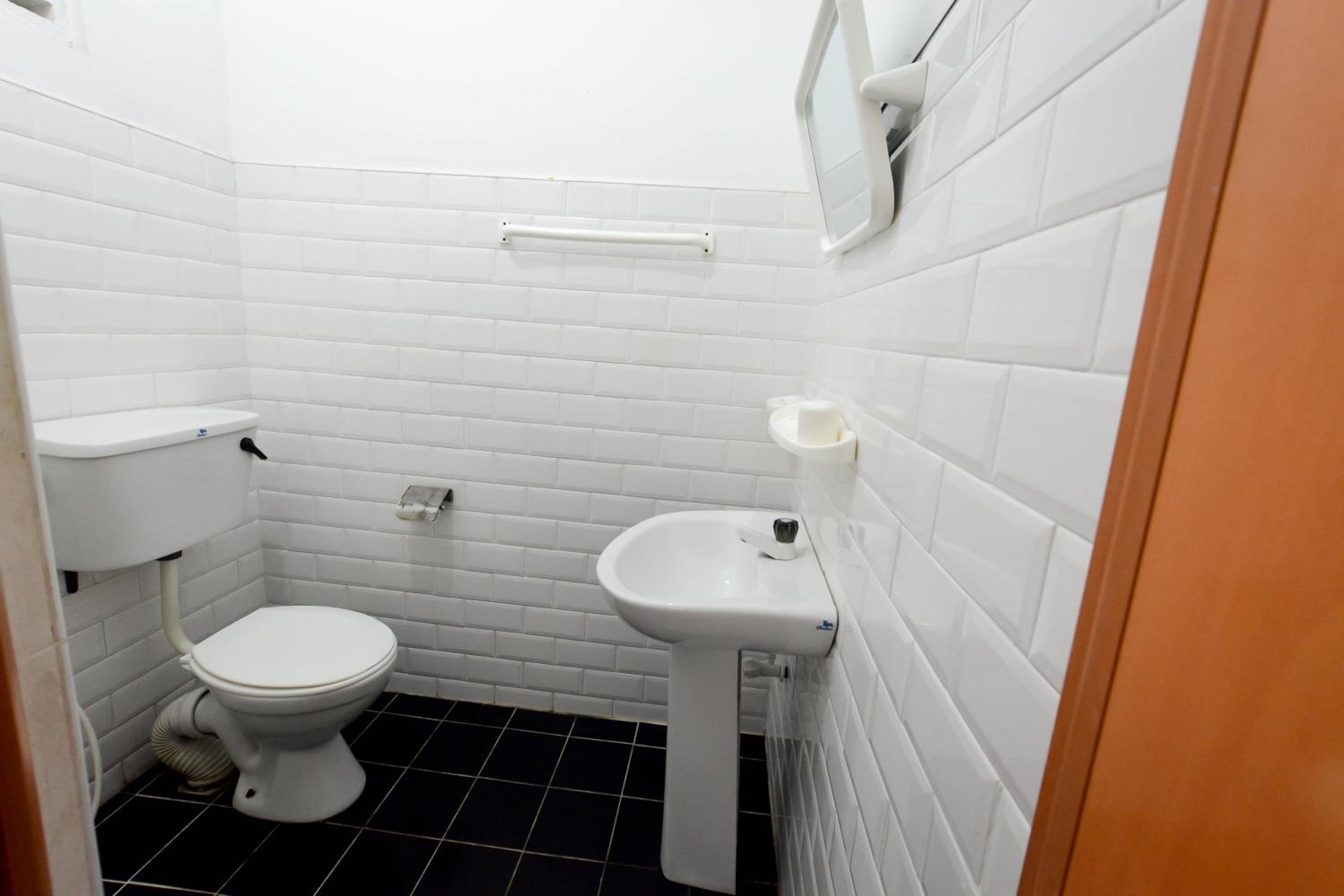 Superior Double Room with A/C photo 3
