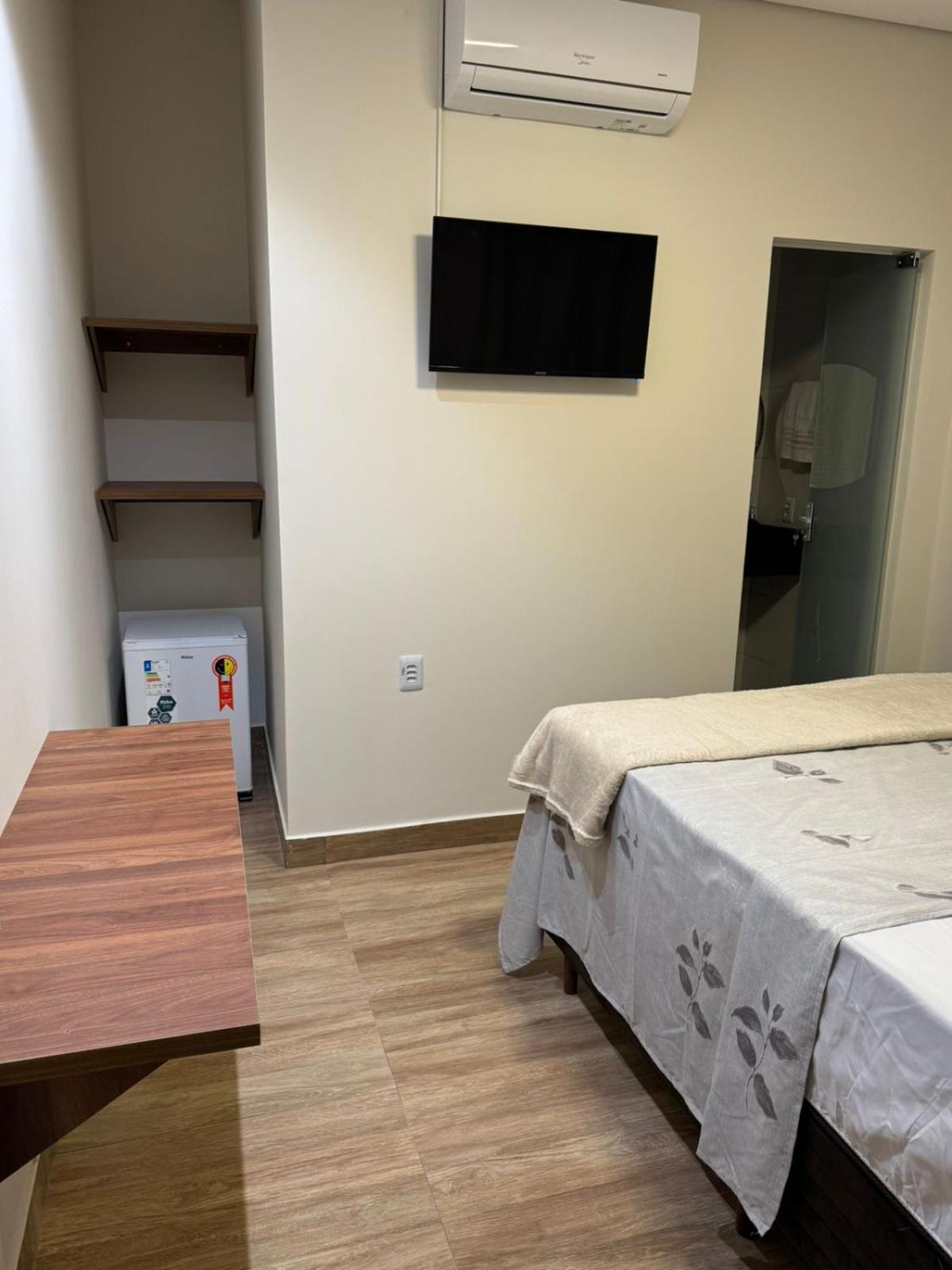 Double Room with Private Bathroom photo 1