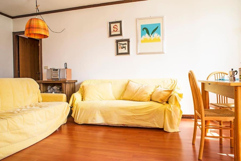 Two-Bedroom Apartment photo 2