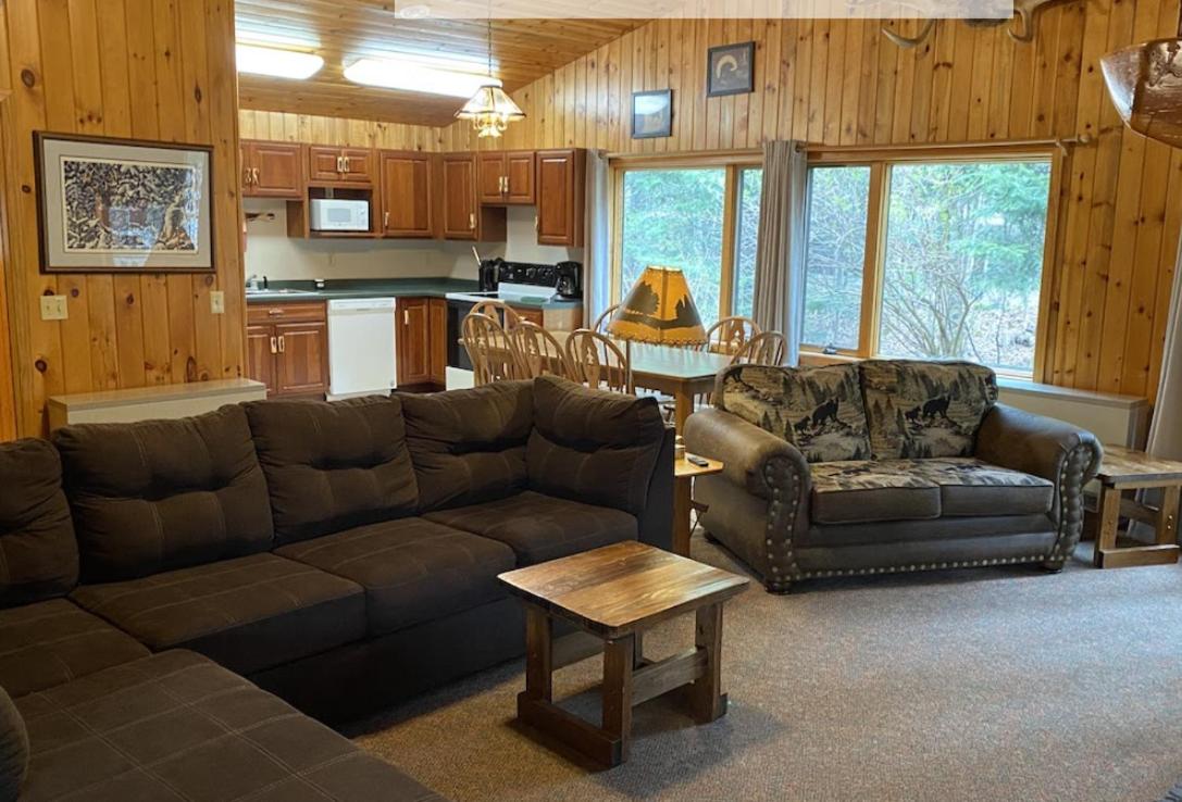 3 Bedroom Gunflint Lake Home photo 1