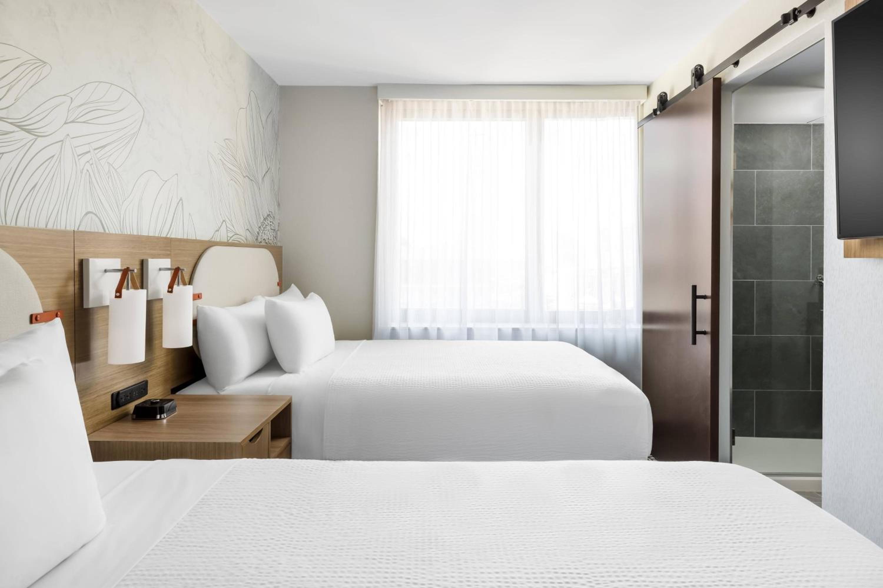 Studio Double Room with Two Double Beds