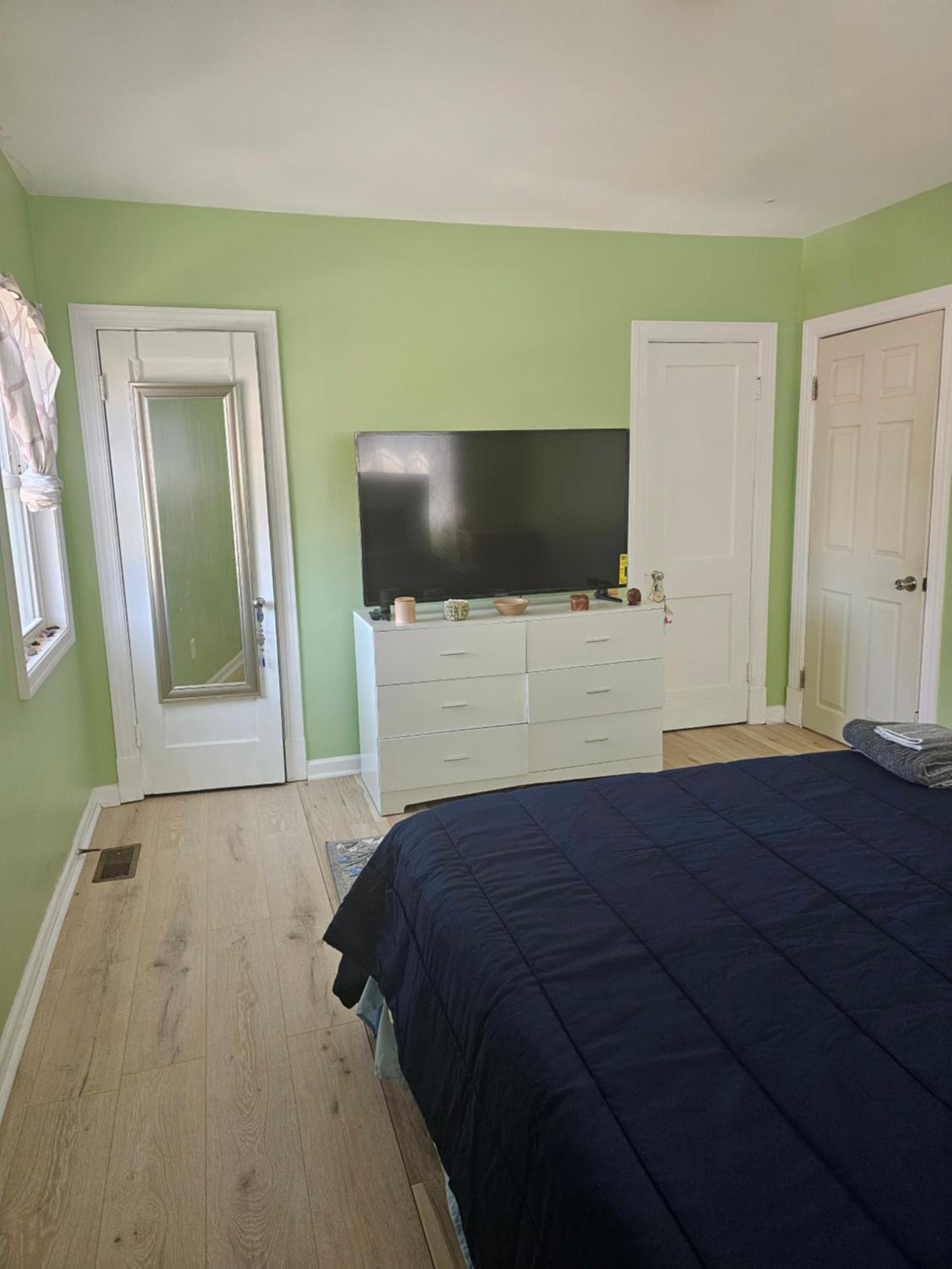 Double Room with Shared Bathroom