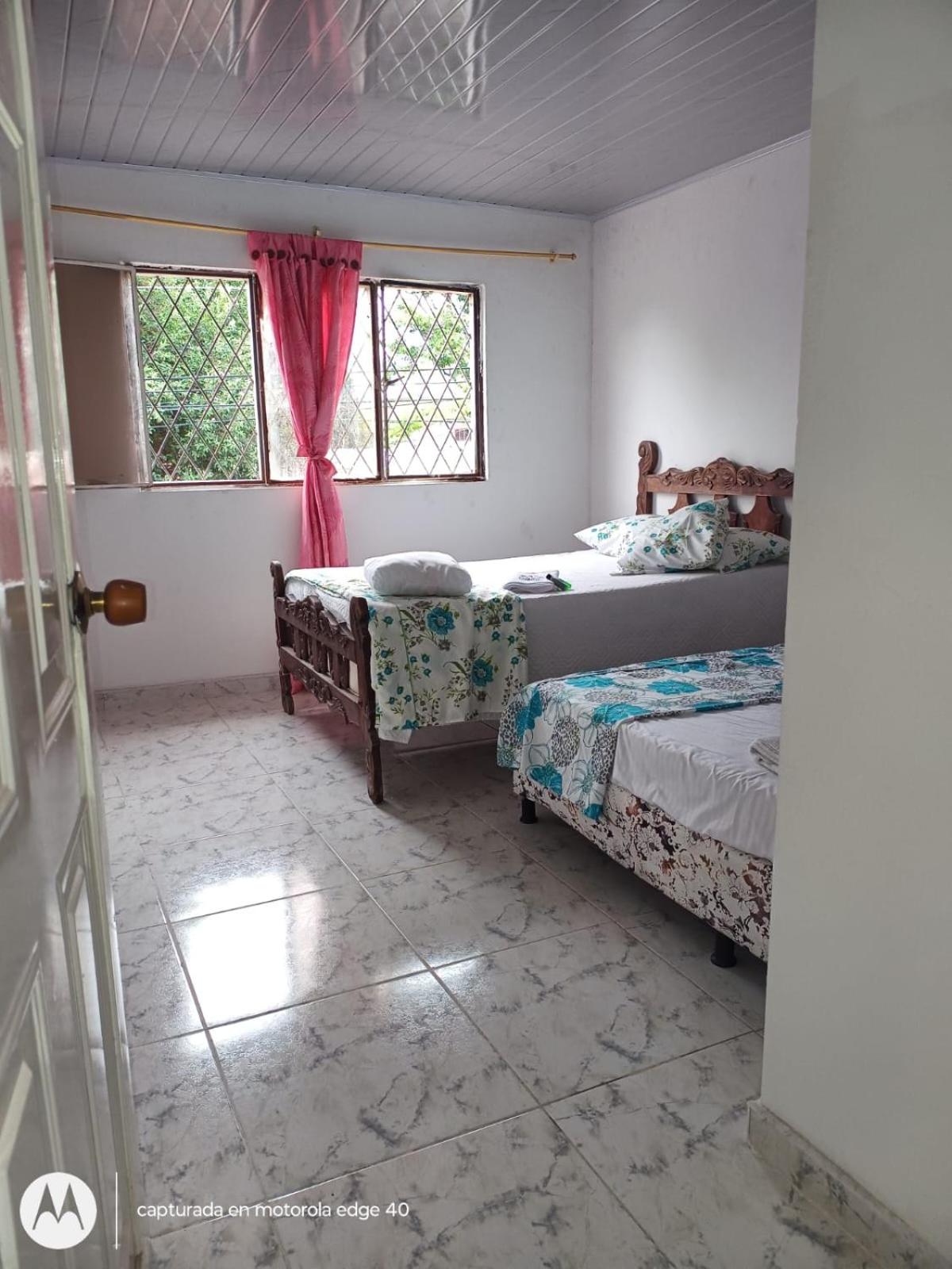 Twin Room With Shared Bathroom photo 2