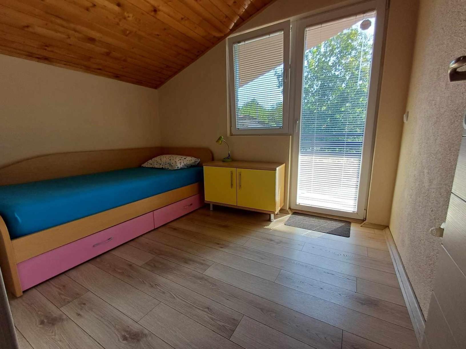 Three-Bedroom Apartment photo 2