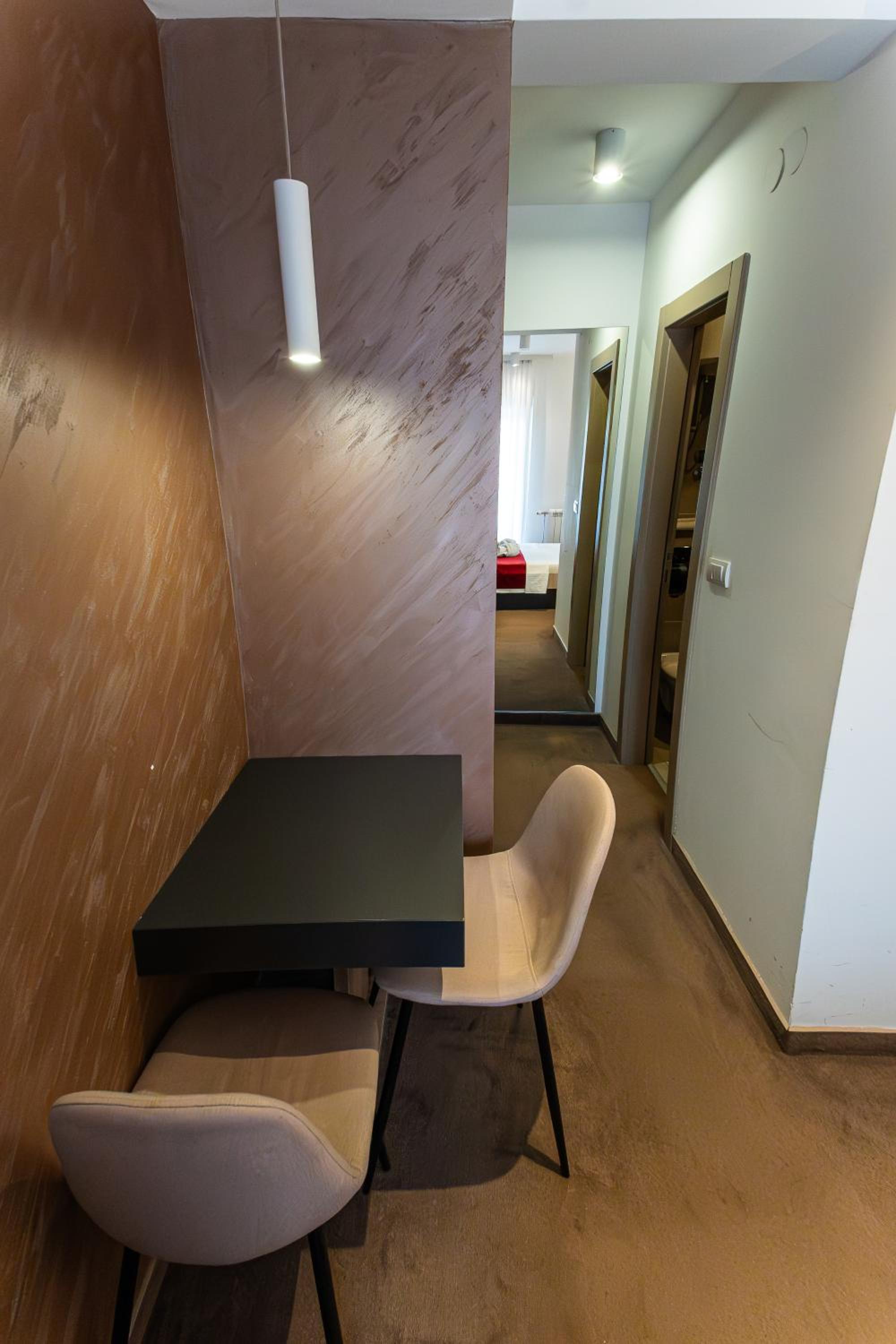 Double Room with Terrace - Photo 4