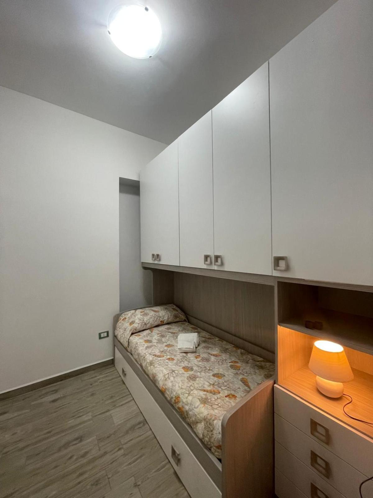One-Bedroom House photo 3