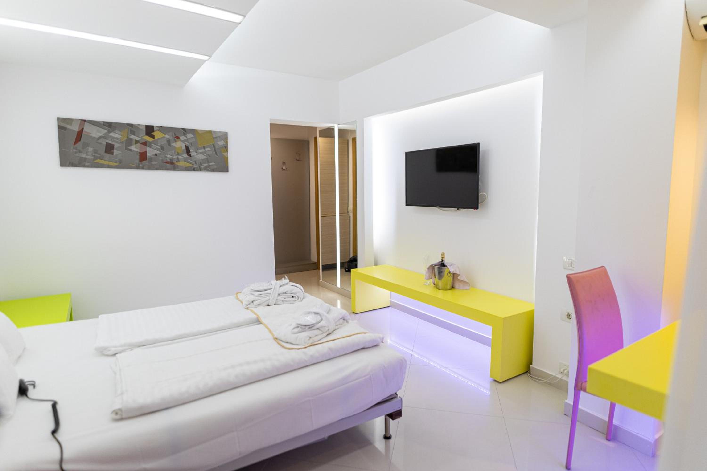 Family Suite - Photo 3