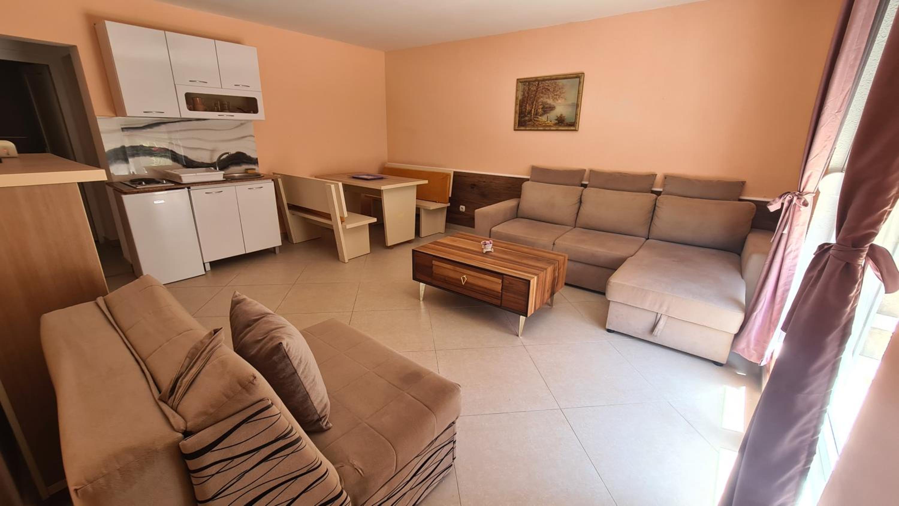 One-Bedroom Apartment with Garden View photo 1